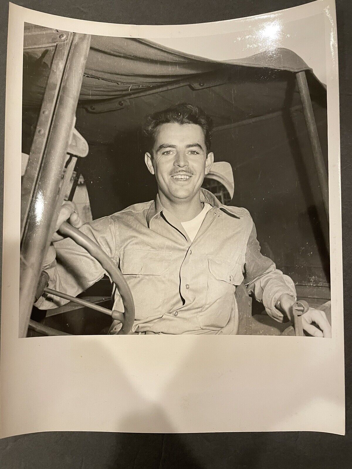 WWII Jeep interview, 32nd infantry division, yank press photo, G503 Philippines