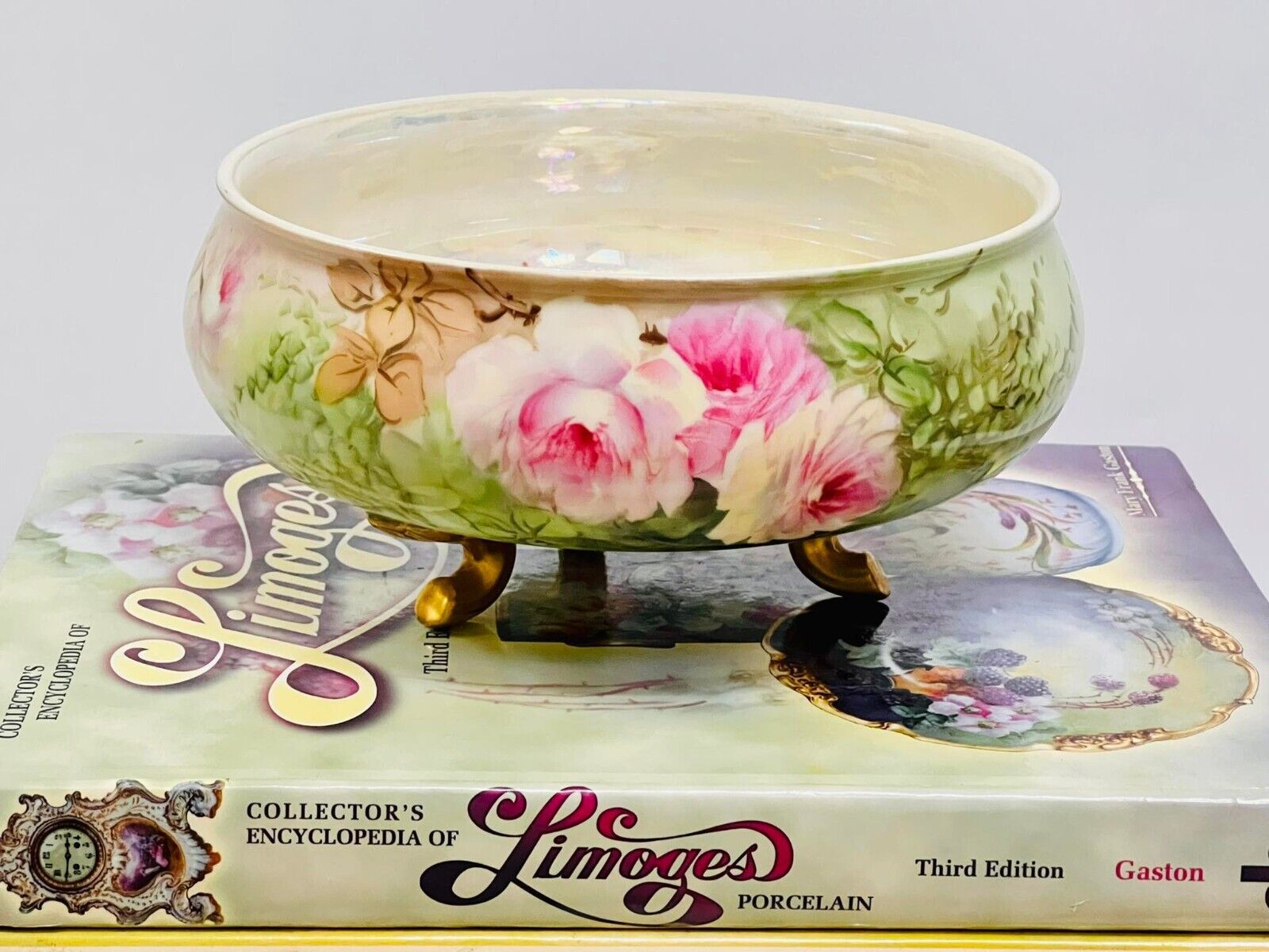 Hand painted Roses Limoges Gold Footed Bowl 1900-1932