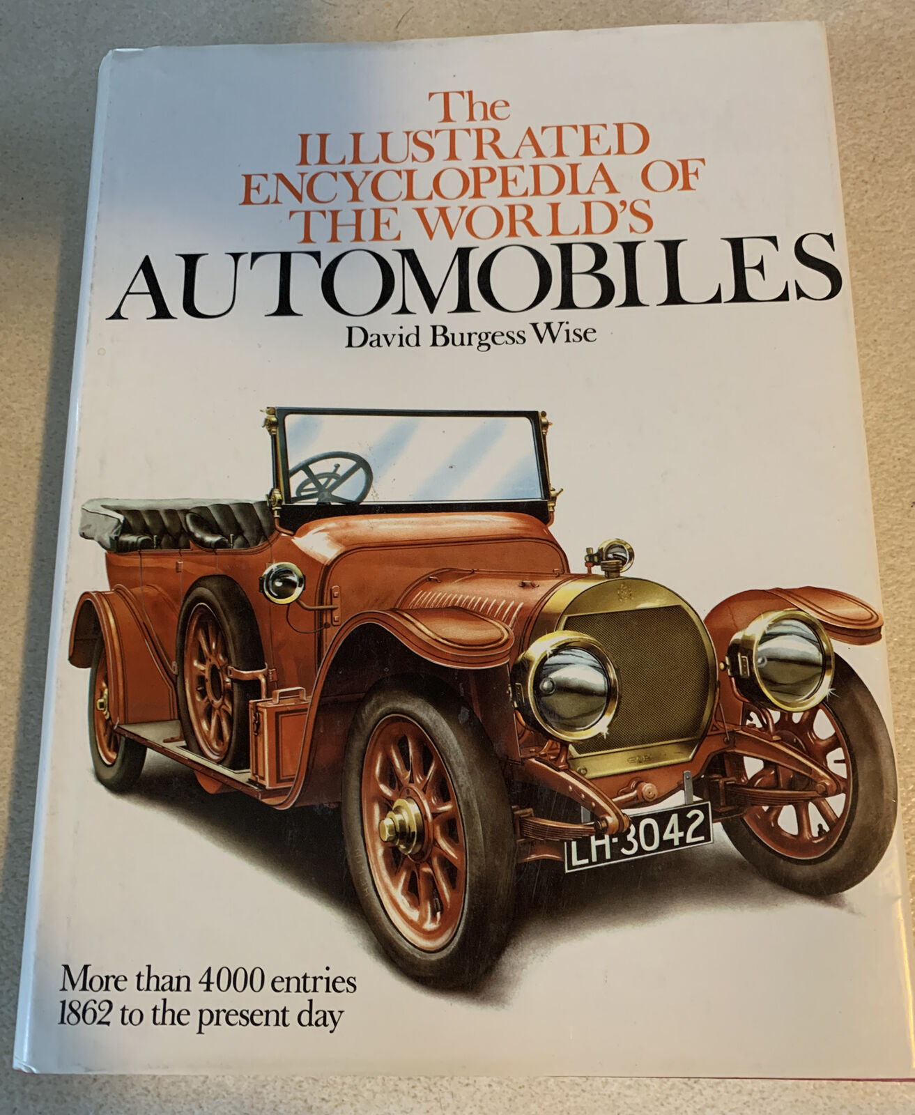 The Illustrated Encyclopedia Of The Worlds Automobiles