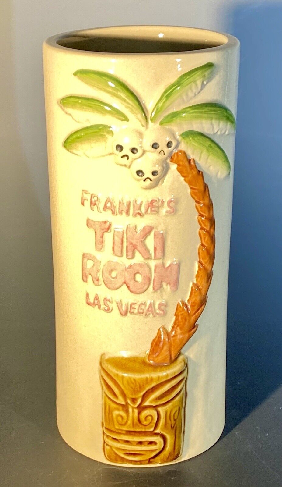 Frankie\'s Tiki Room Bearded Clam Mug Big Bang Theory Dirk Vermin