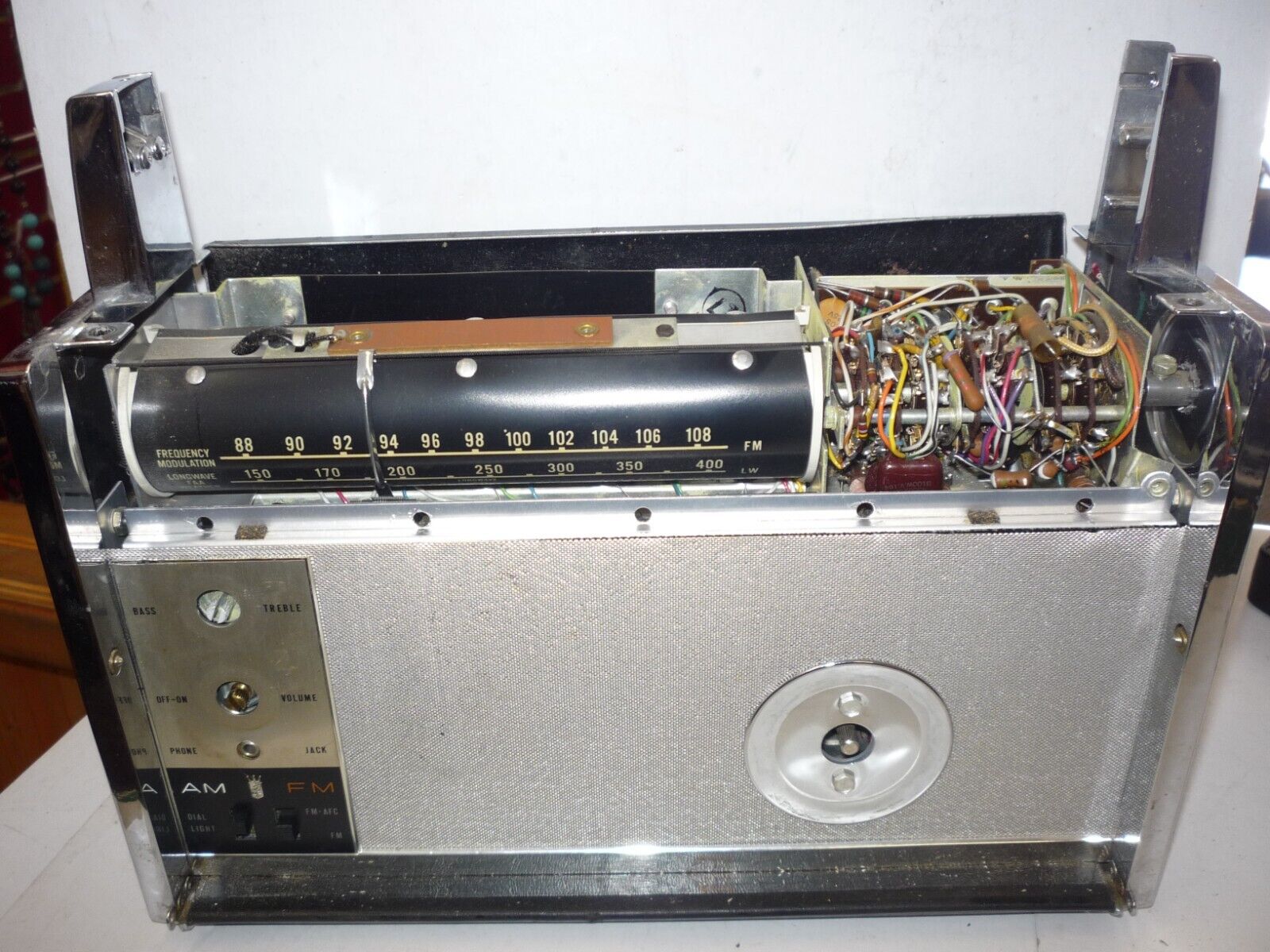 ZENITH TRANSOCEANIC ROYAL 3000-1  RADIO - ORIGINAL  PARTS CHASSIS - TUNING DIAL