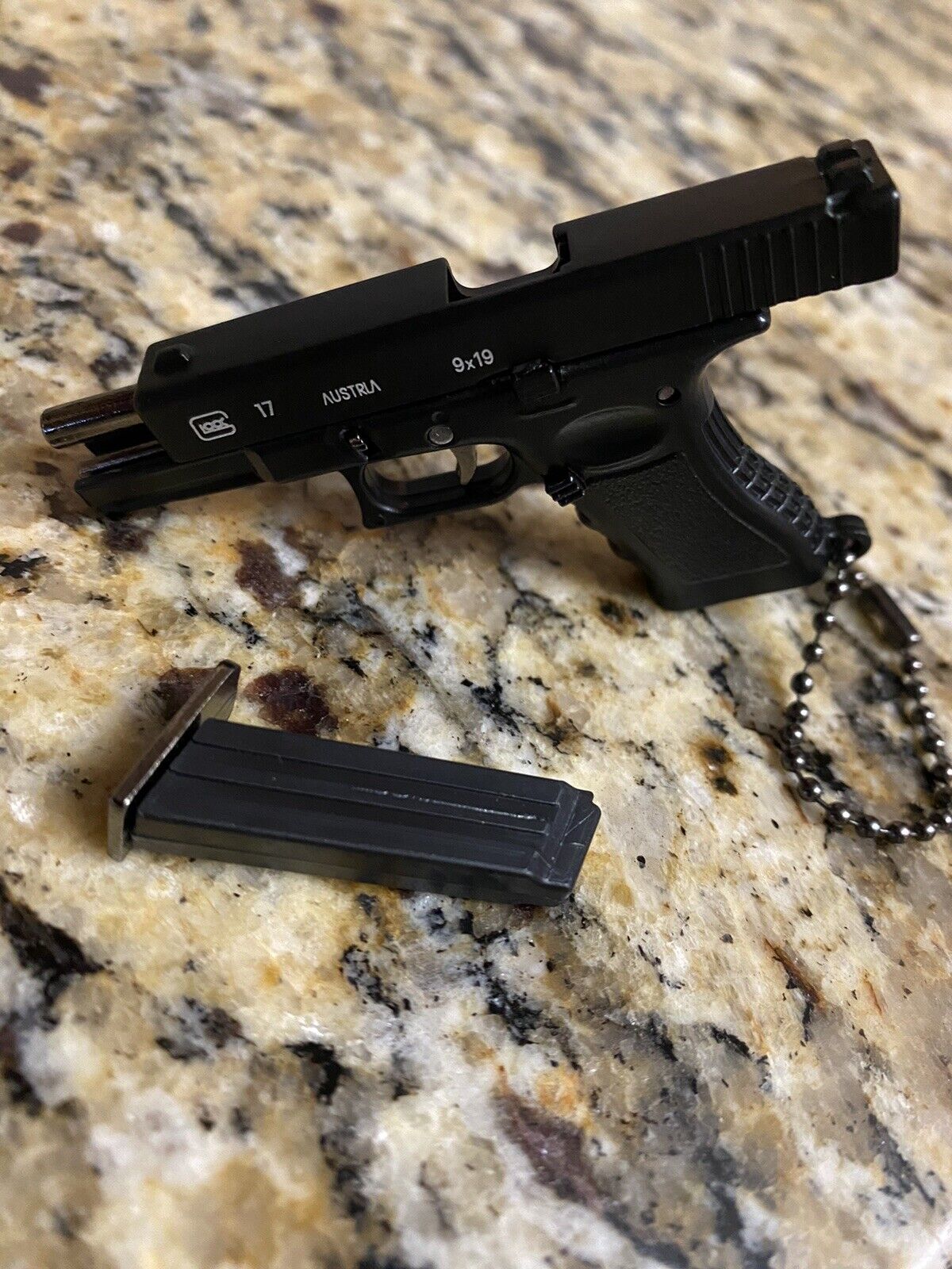 Mini keychain Model Metal Zinc Alloy For Everyday Use