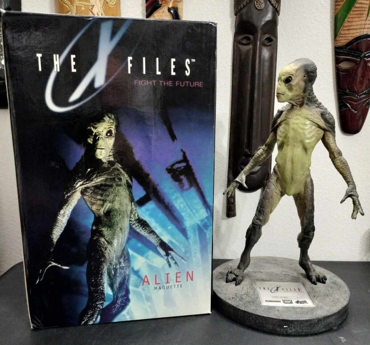 The X-Files 1998 'Fight the Future' Alien Maquette Reel Images CIB Read Descrip.