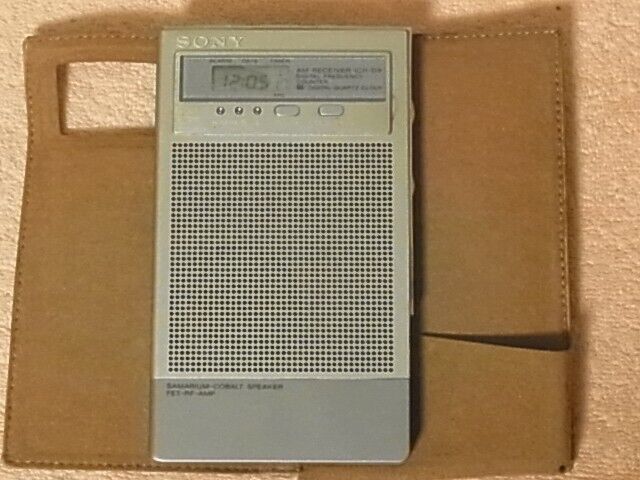 Sony Transistor Radio ICR-D9 1978 AM 530-1605kHz tested W/ Case Box vintage