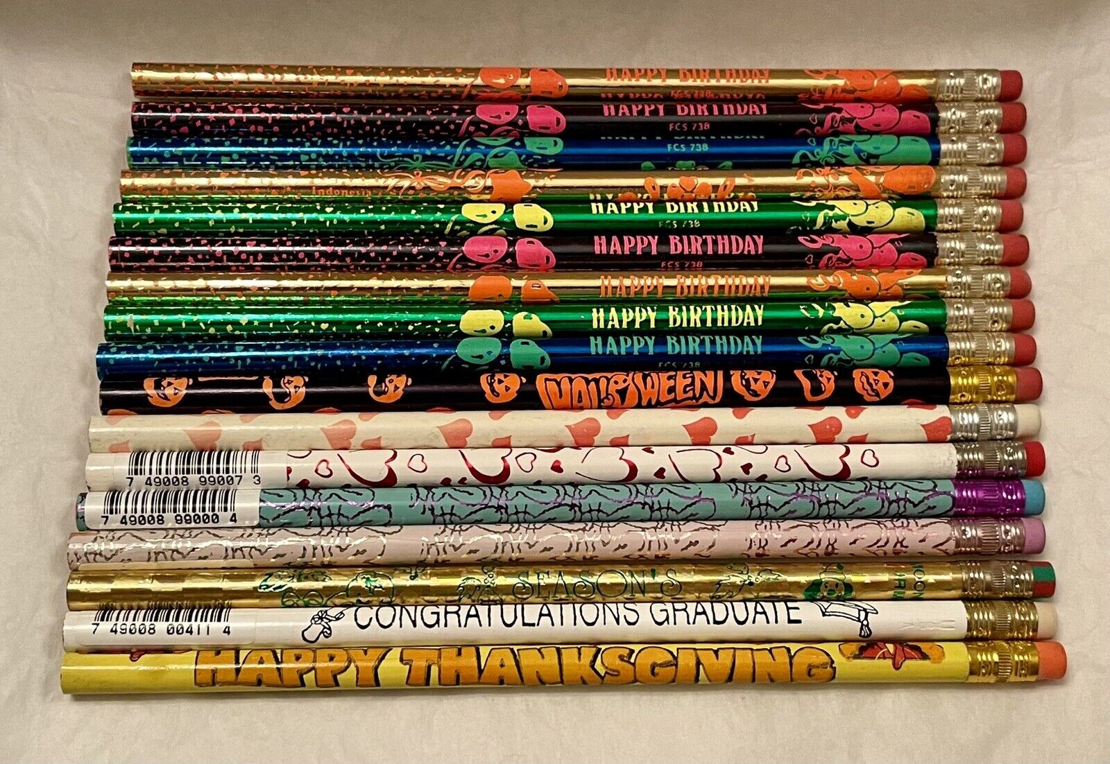 VTG LOT of 17 Occasions Holidays Christmas Birthday Easter & More Pencils NEW