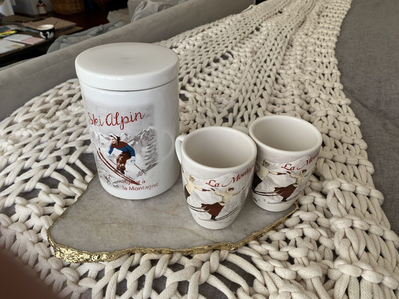 Ski Chalet Chic Vintage Ski Alpin Canister and Coffee Mug Set EUC