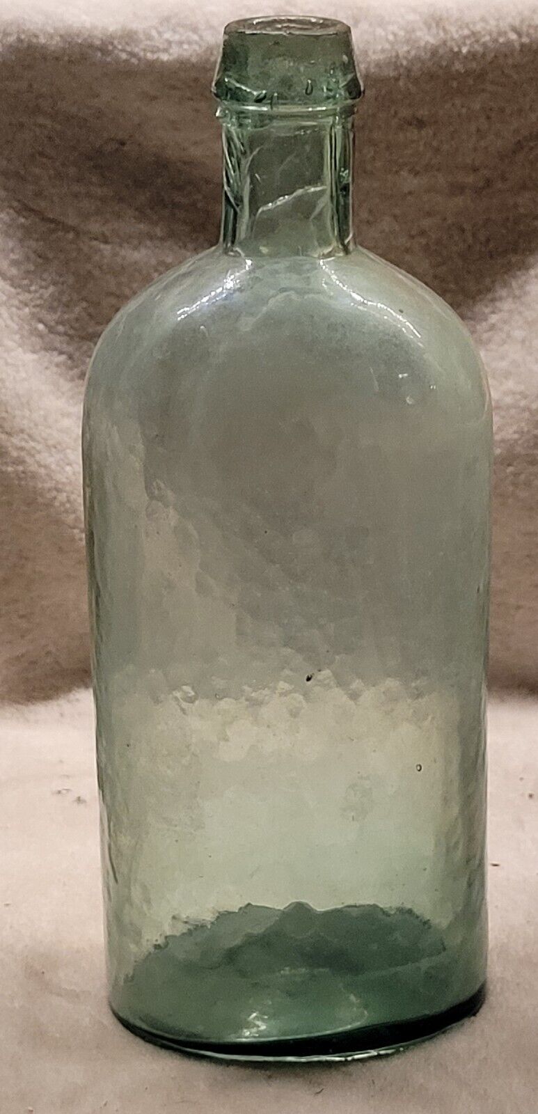 Extremely Hammered Whittled Pontiled Olive Tint Large Utility Or Medicine Bottle
