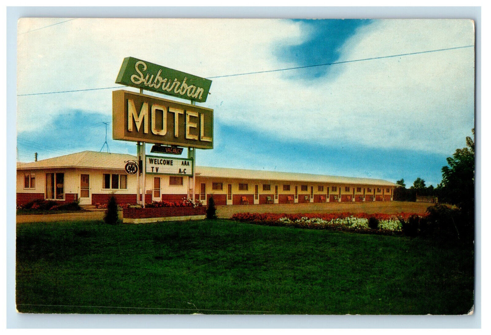 c1970s Suburban Motel, Sioux Falls, South Dakota SD Vintage Postcard