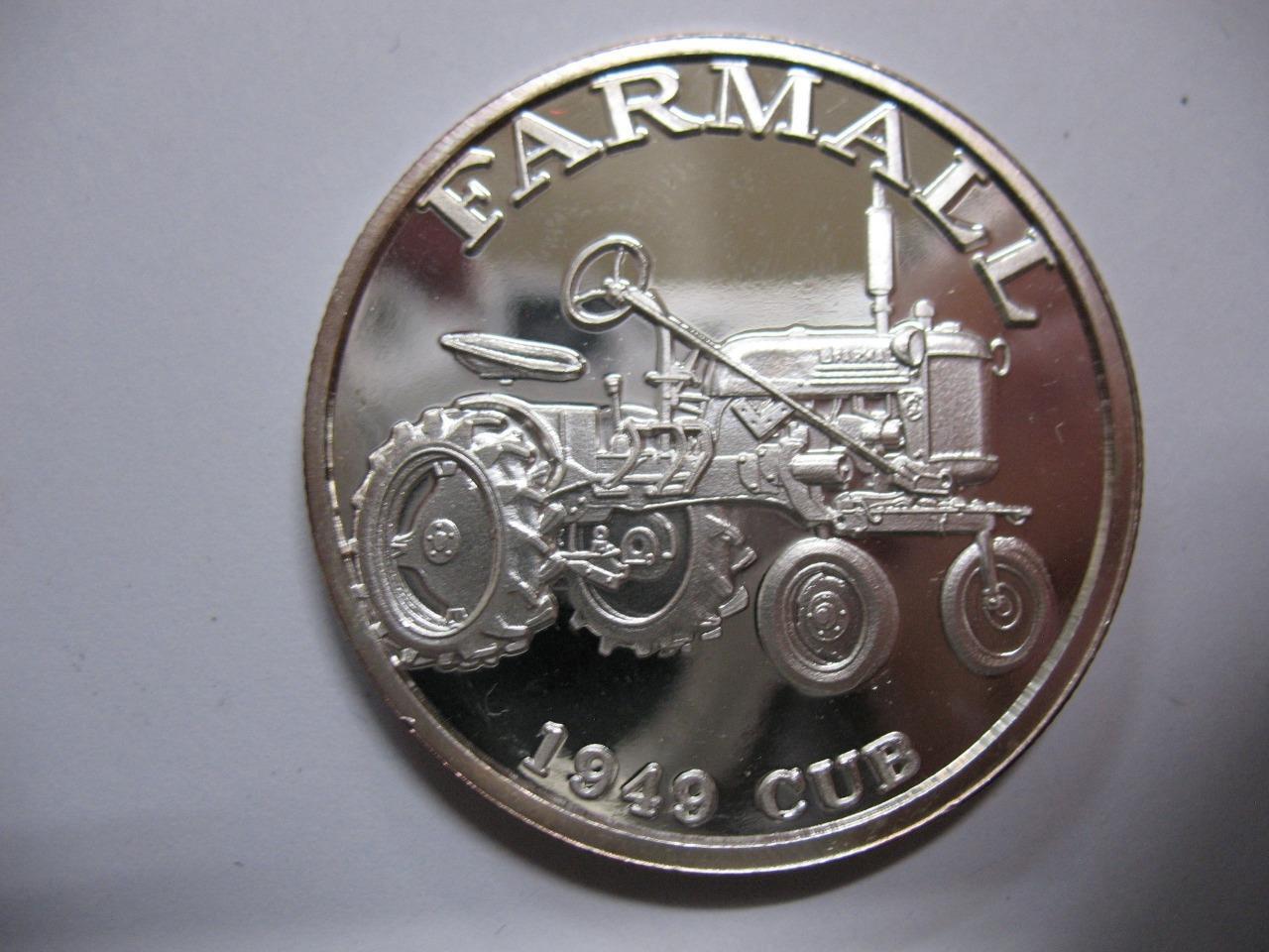 1-OZ  RARE FARMALL TRACTOR 1949 CUB  ENGRAVABLE .999 PURE SILVER COIN + GOLD