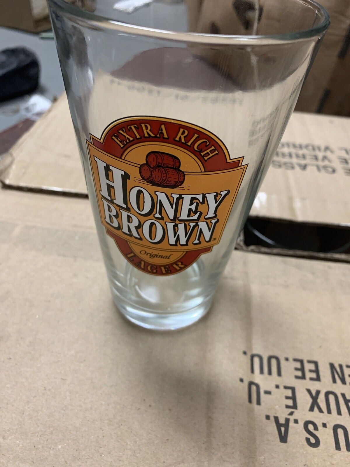 2 Dozen (24 Units) Honey Brown Pint Glasses (16oz?). Traditional Beer  Style