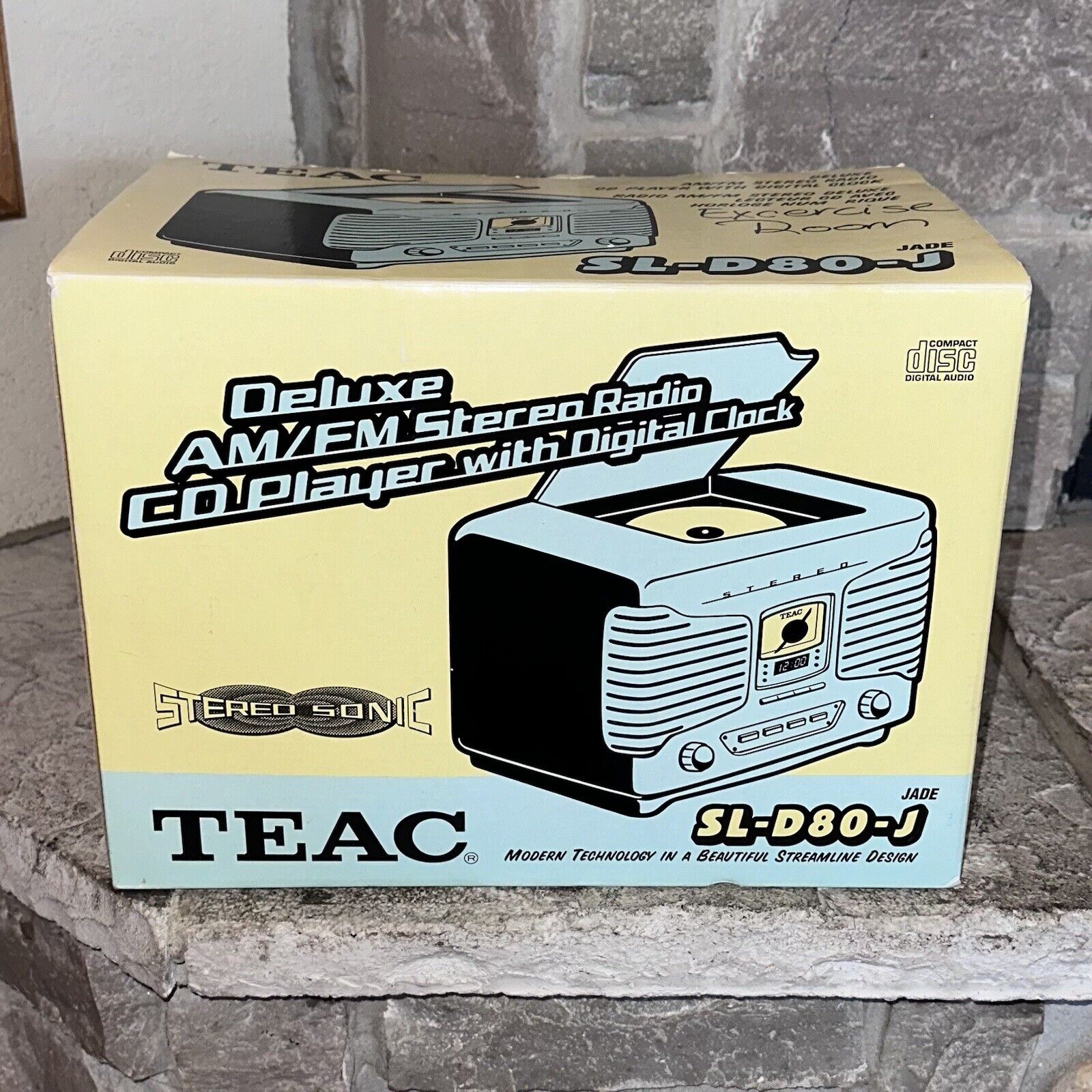New In Box TEAC SL-D80-J Jade CD Player Alarm Clock Radio Retro/Vintage Boombox