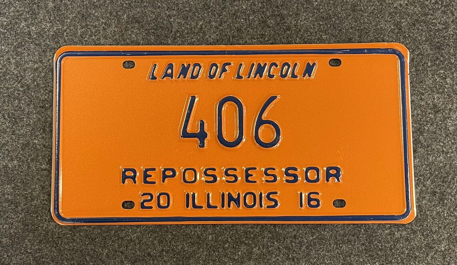 2016 Illinois Repossessor License Plate 406 Nice Tag IL 16 Repo FL Gators Colors