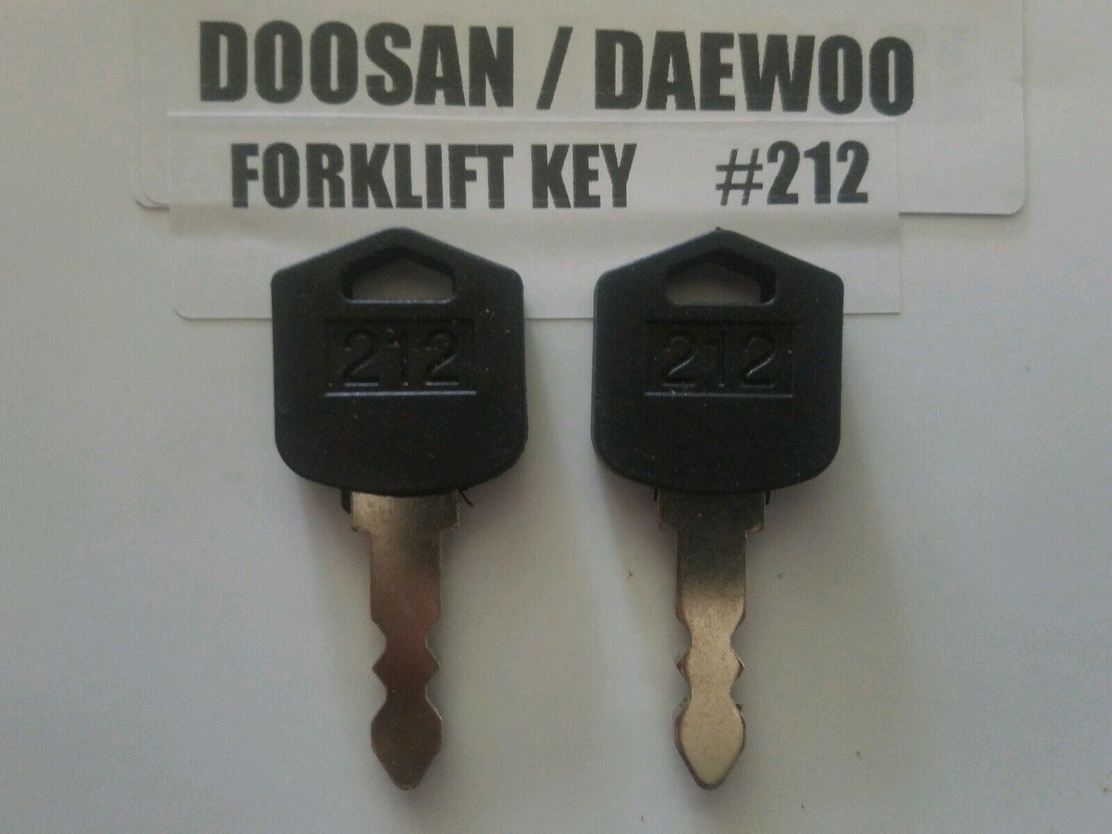 2 Keys # 212 Ignition Keys Doosan, Daewoo Forklift Heavy Equipment FAST SHIPPING