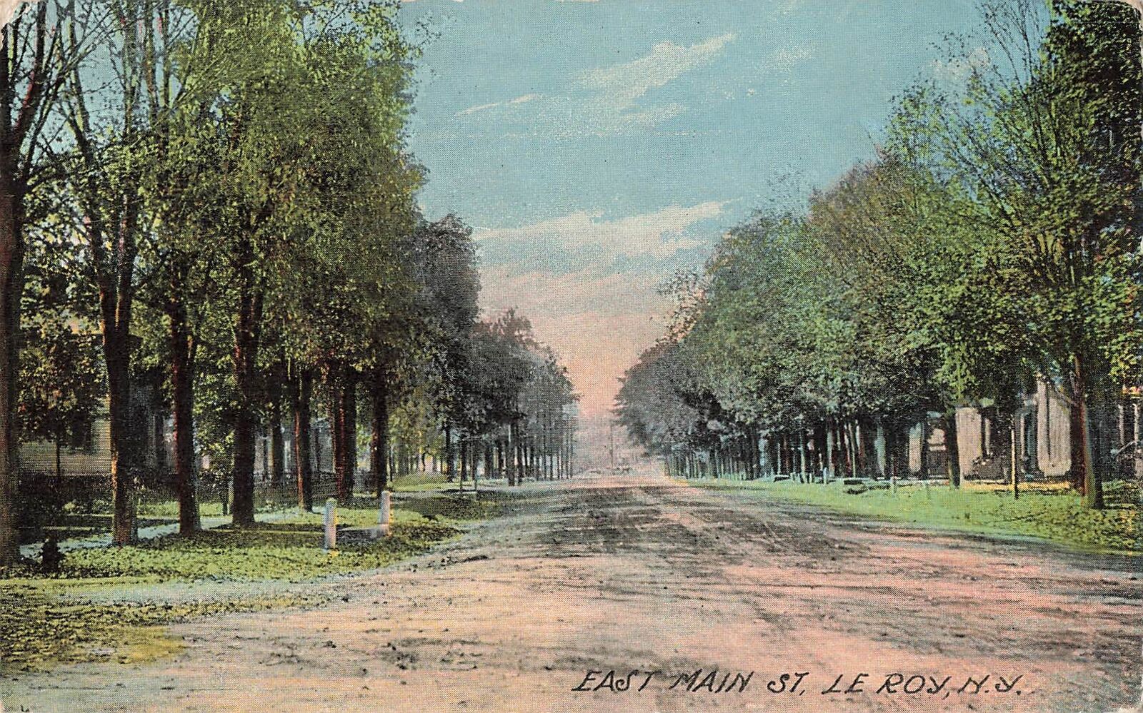 Vintage Postcard Street View East Main St., Leroy, New York 