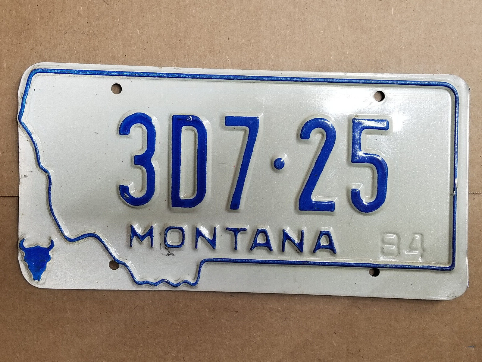 Montana License Plate 1984 Plate 3D7 25 Vintage Blue
