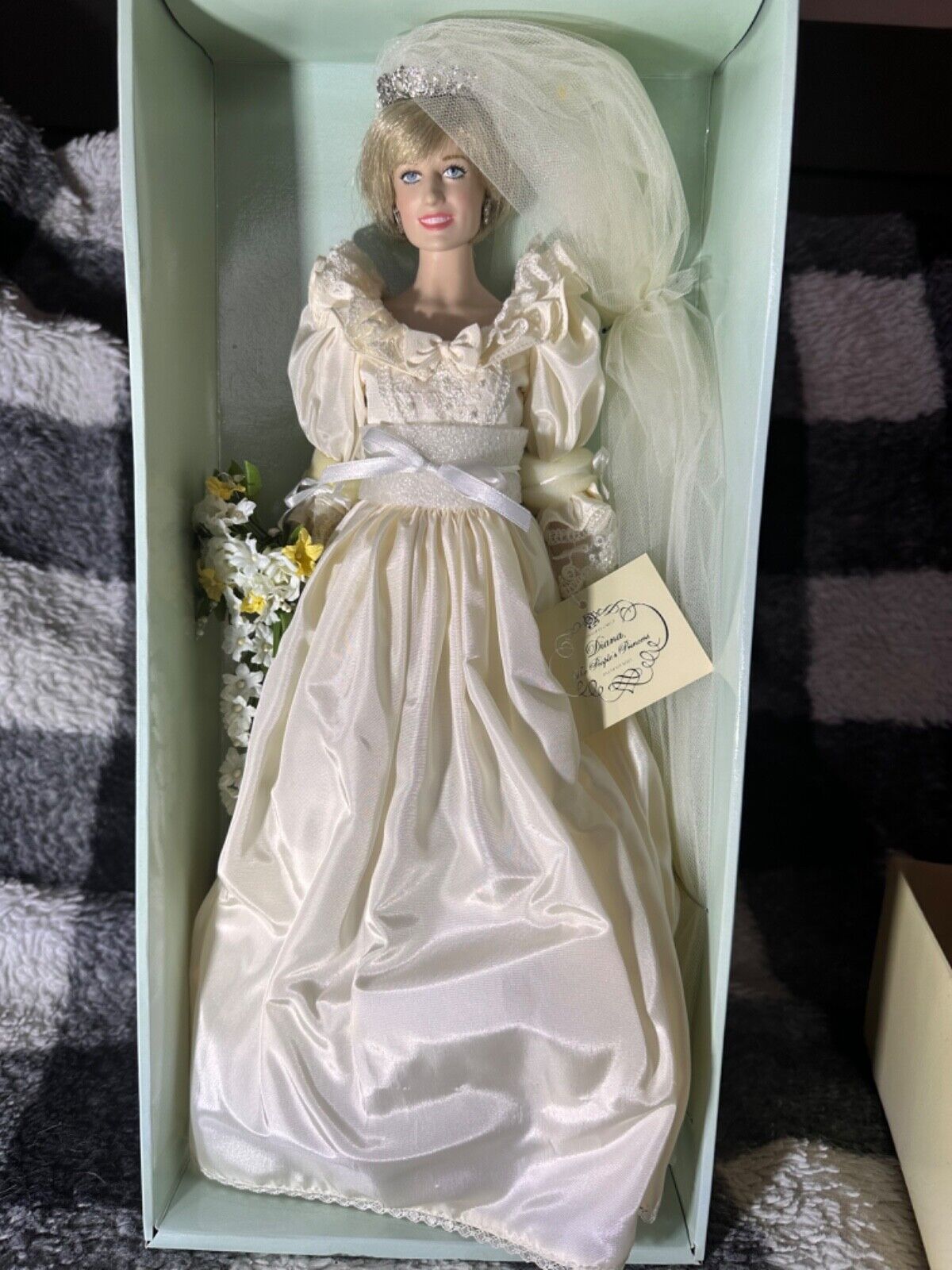 Franklin Mint Princess Diana Bride Doll in Wedding Dress