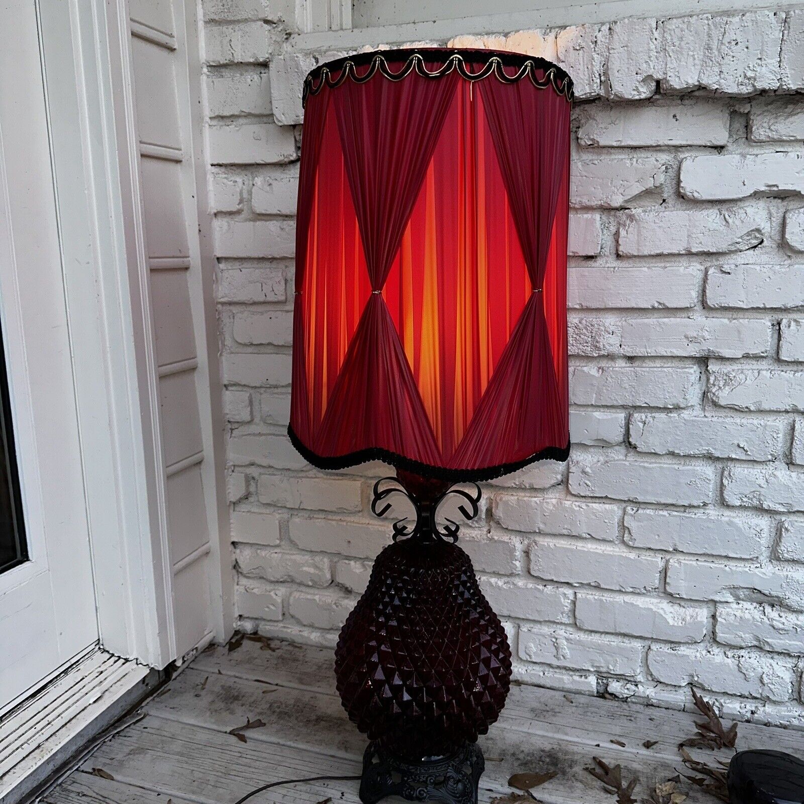 Vintage Hollywood Regency Red Pinch pleat Shade Large Parlor / Bordello lamp