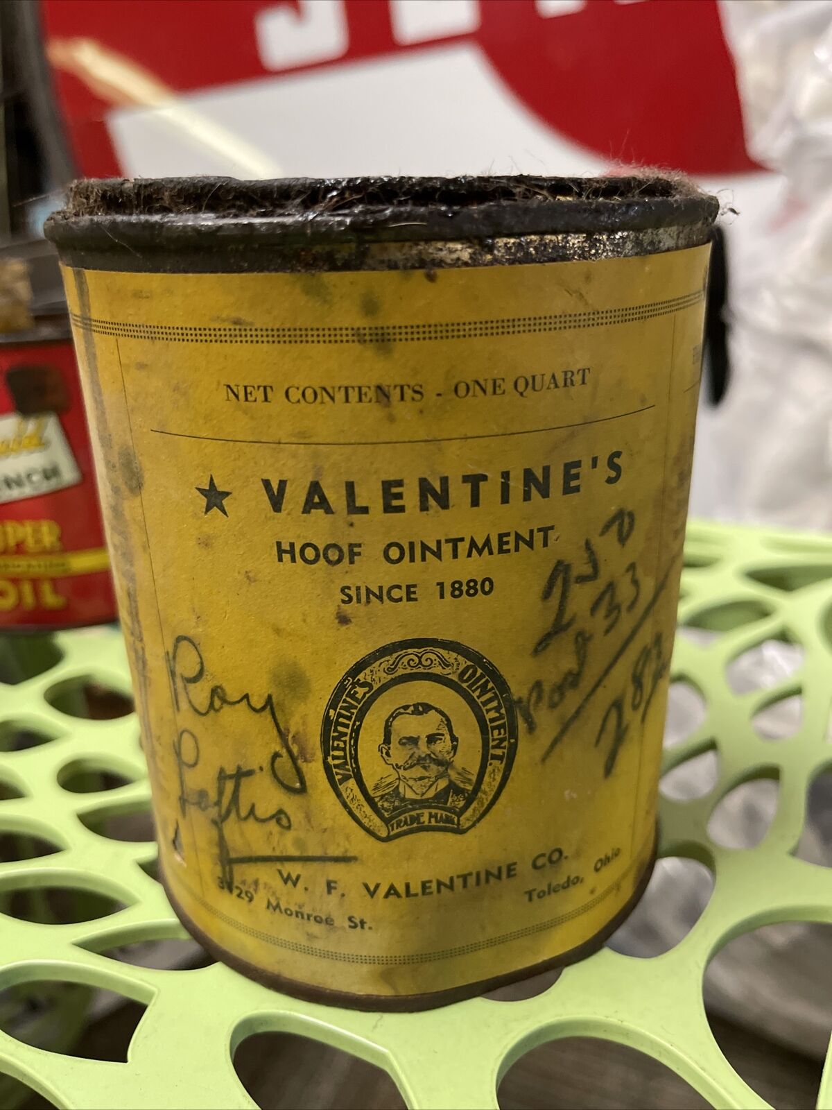 Early Original Valentine’s Hoof Ointment Motor Oil Quart Can Empty Antique