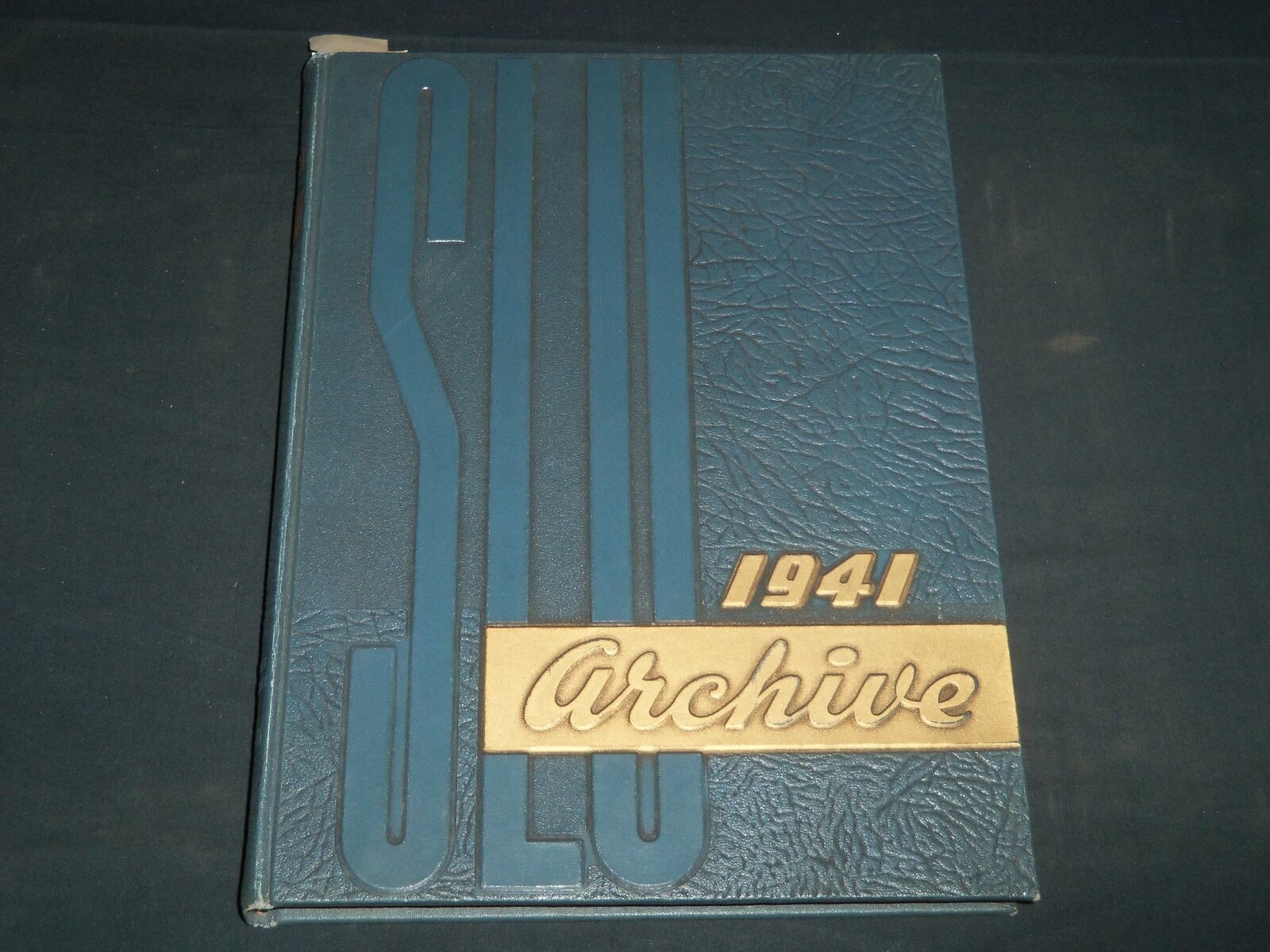1941 ARCHIVE ST. LOUIS UNIVERSITY YEARBOOK - MISSOURI - GREAT PHOTOS - YB 611
