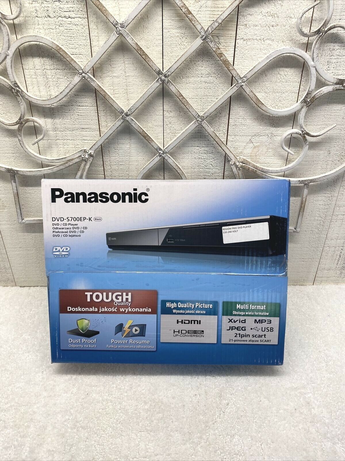 Panasonic DVD-S700 HD Region Free DVD Player HDMI PAL/NTSC 110-240v NEW Sealed