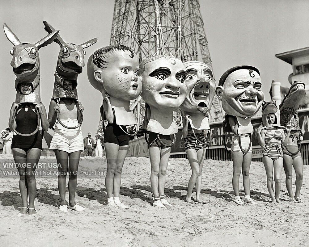 Vintage 1930s Photo Women in Bathing Suits with Giant Heads Masks - Venice Beach