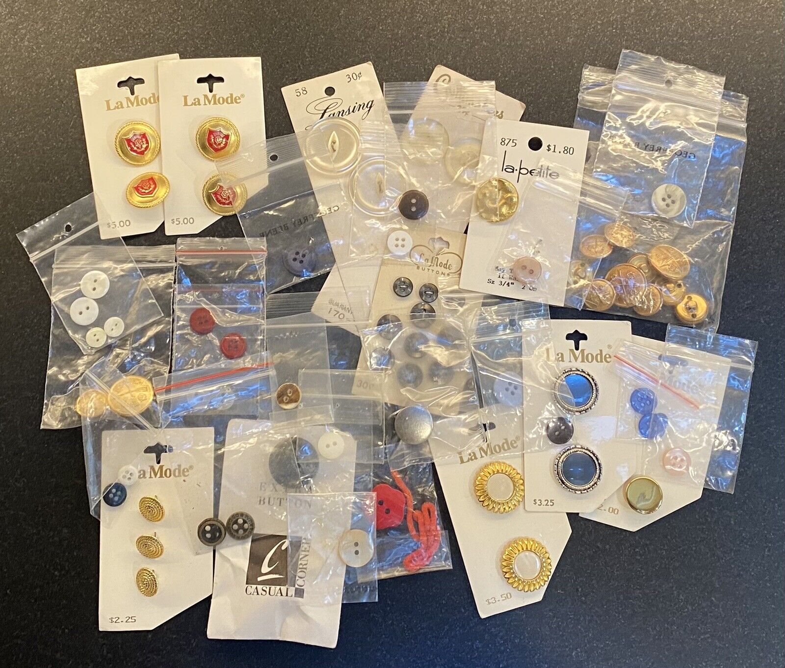 Lot of Assorted Vintage Buttons