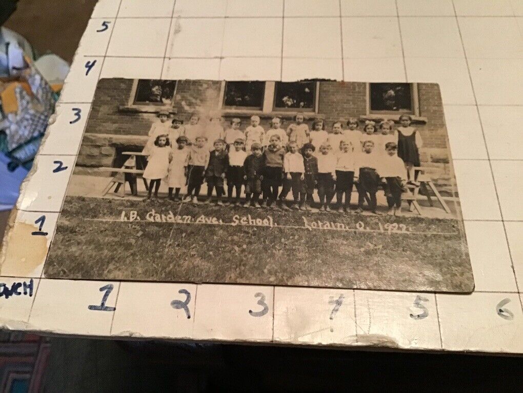 original 1922 LORAIN OHIO SCHOOL PHOTO Postcard -- creased, removed