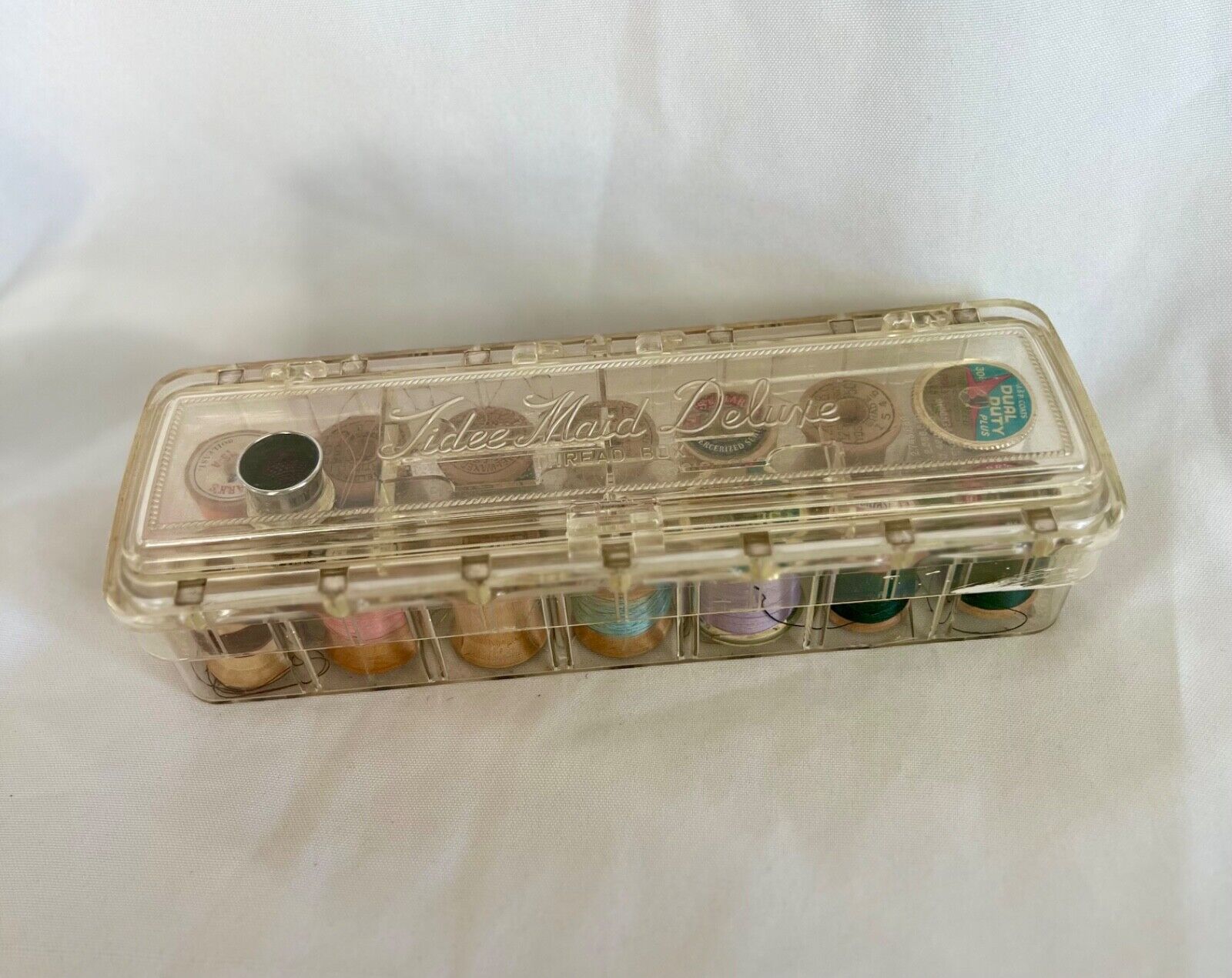 Vintage c1950’s Tidee Maid Deluxe Plastic Thread Box / sewing Container W Thread