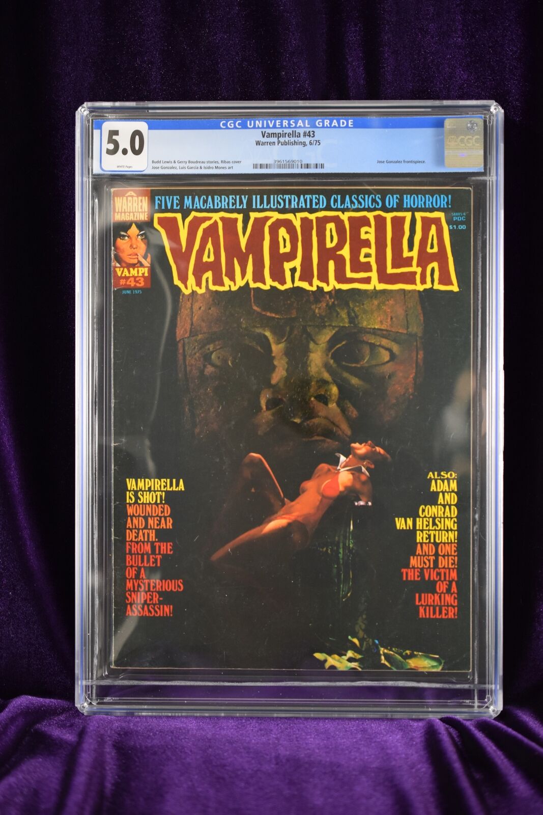 Vampirella CGC 5.0 #43 Warren Publishing 6/75 White Pages