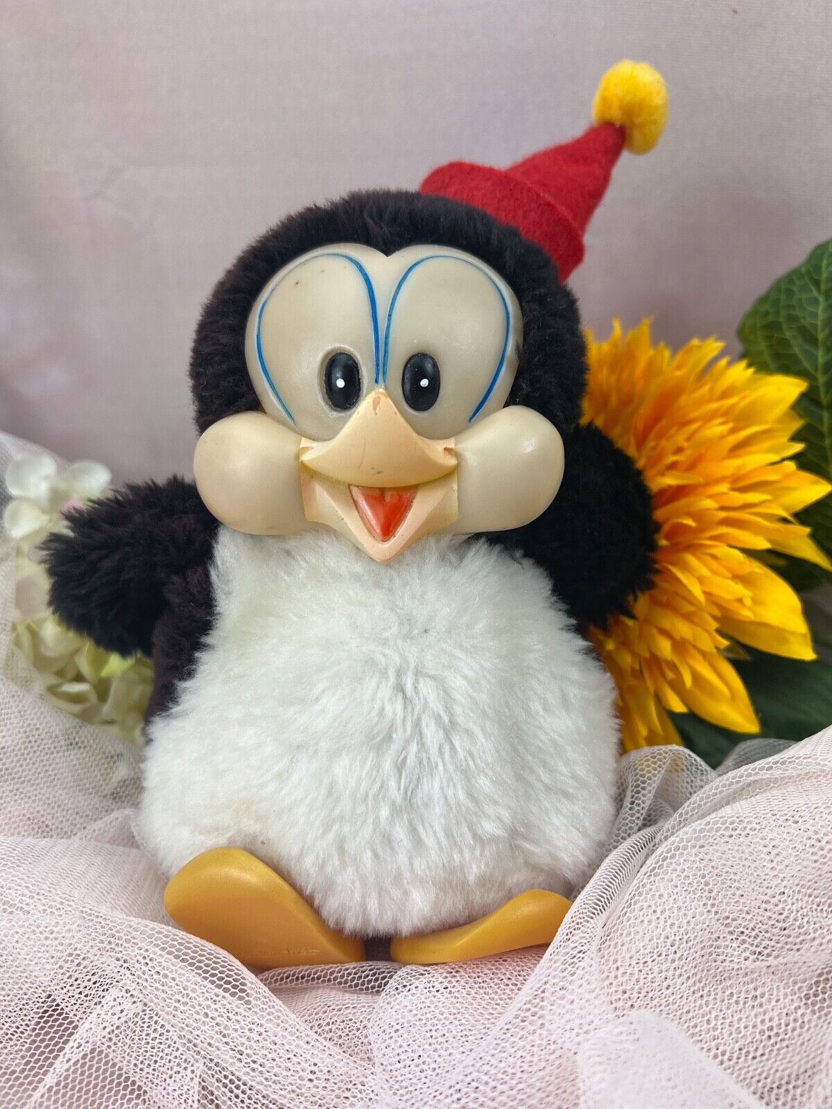 1982 Walter Lantz CHILLY WILLY Penguin Plush Stuffed Animal Rubber Face/Feet