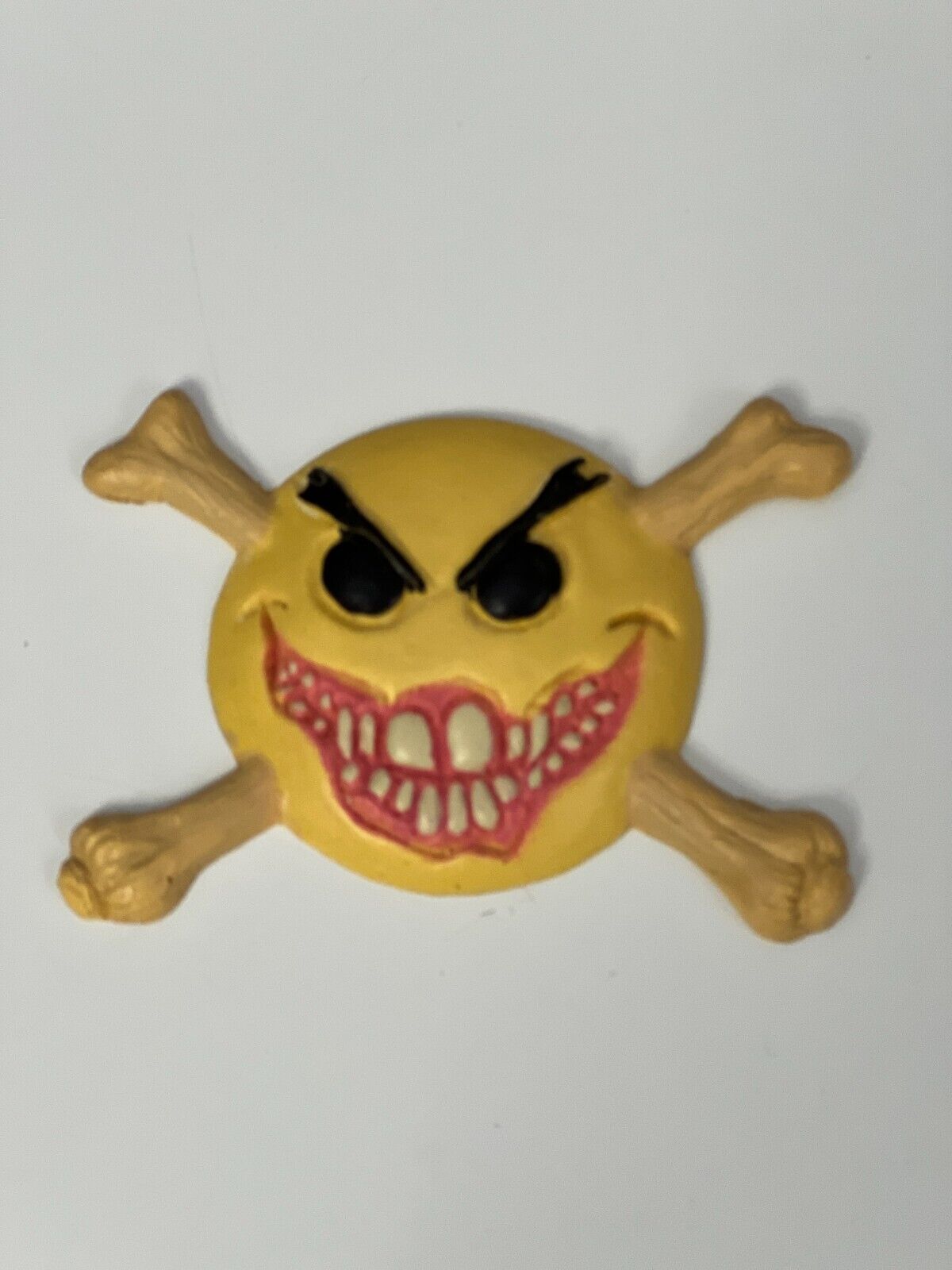 Chaos Comics 1992 Psychotic Day Smiley Resin Button Pin Evil Ernie Brian Pulido
