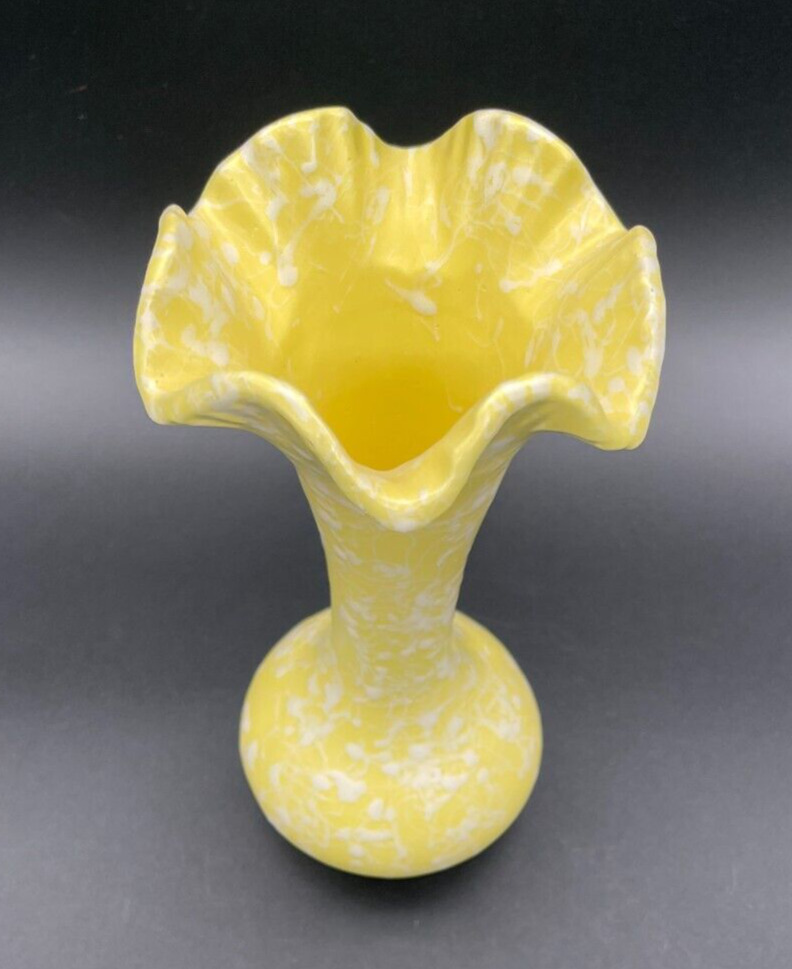 VTG  Shawnee USA Lava Glaze Vase 2512 Bright Yellow Ruffled Collar 8.5” EUC