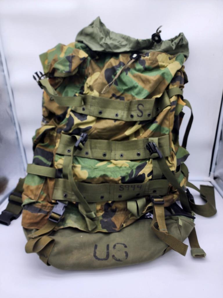 Large Military Field Pack, LARGE with Internal Frame Camouflage WOODLAND