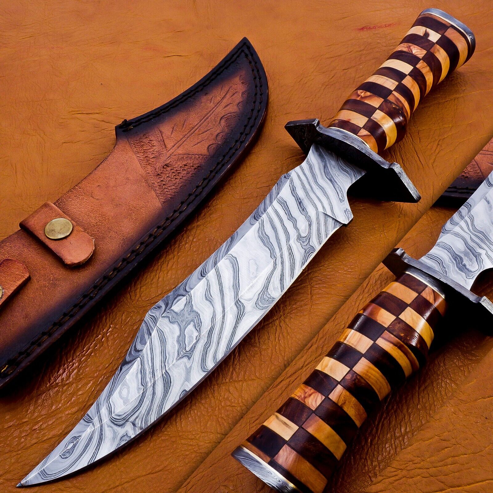 Custom made Damascus Steel Hunting Knife with Wood Handle, Birthday Gift for Him