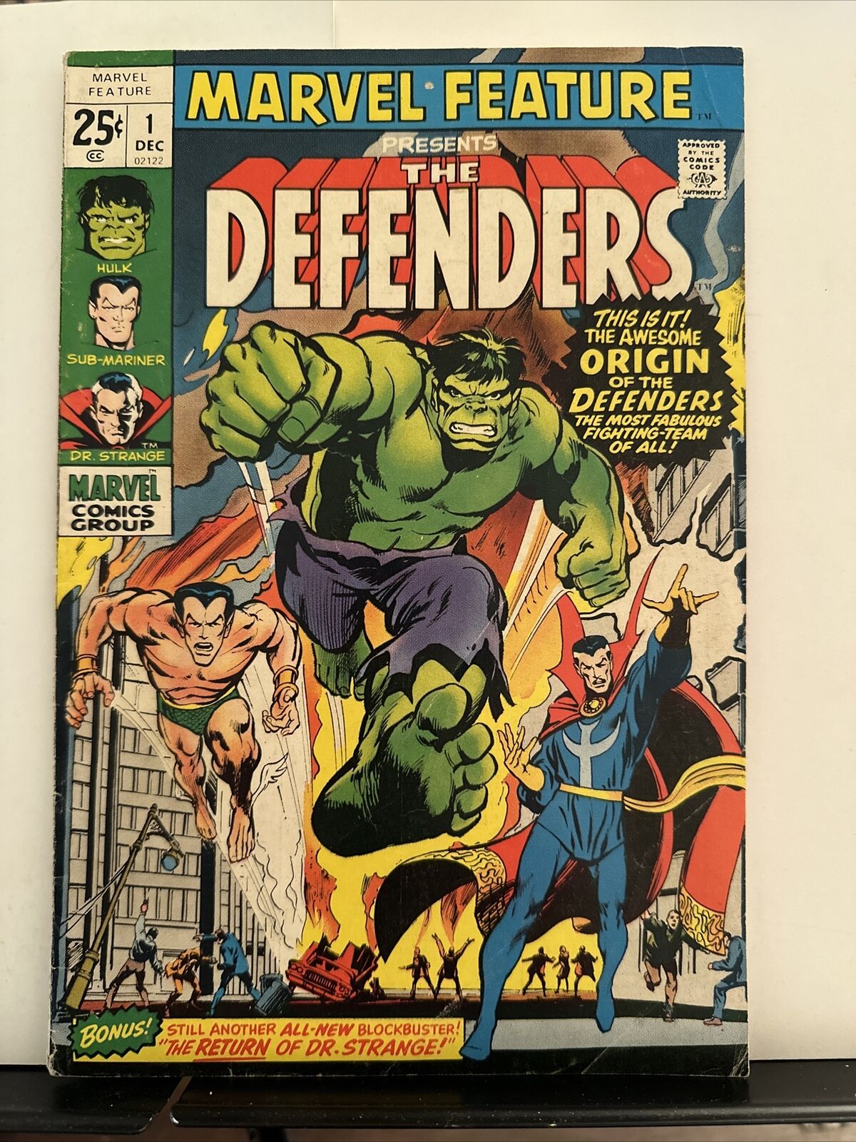 Marvel Feature #1 (1971) 1st team Appearance and Origin of The Defenders.