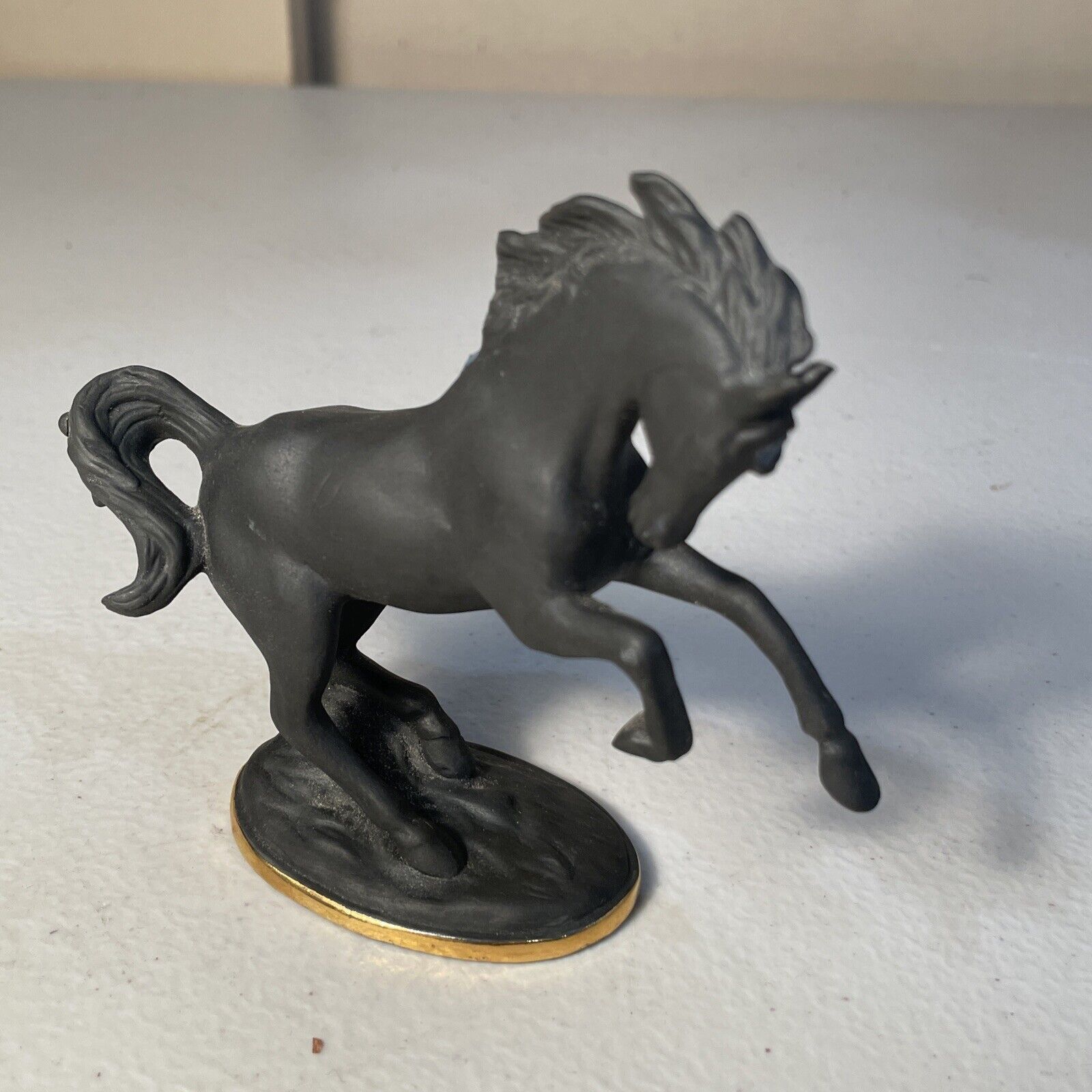 Vintage Rare 1991 Franklin Mint Black Basalt Unicorn Treasury Figurine Damaged