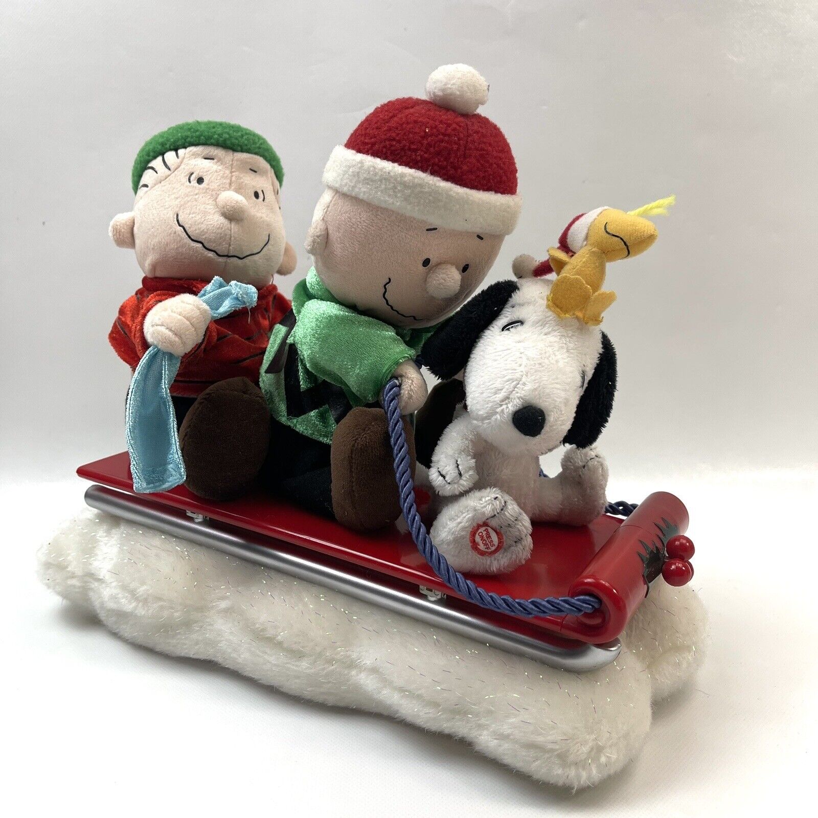 Peanuts Gang Gemmy Musical Stuffed Christmas Decorative Electronic on Sled Plush