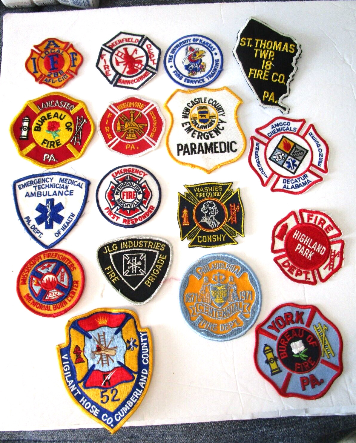 LOT OF 17 DIFFERENT FIRE DEPT PATCHES