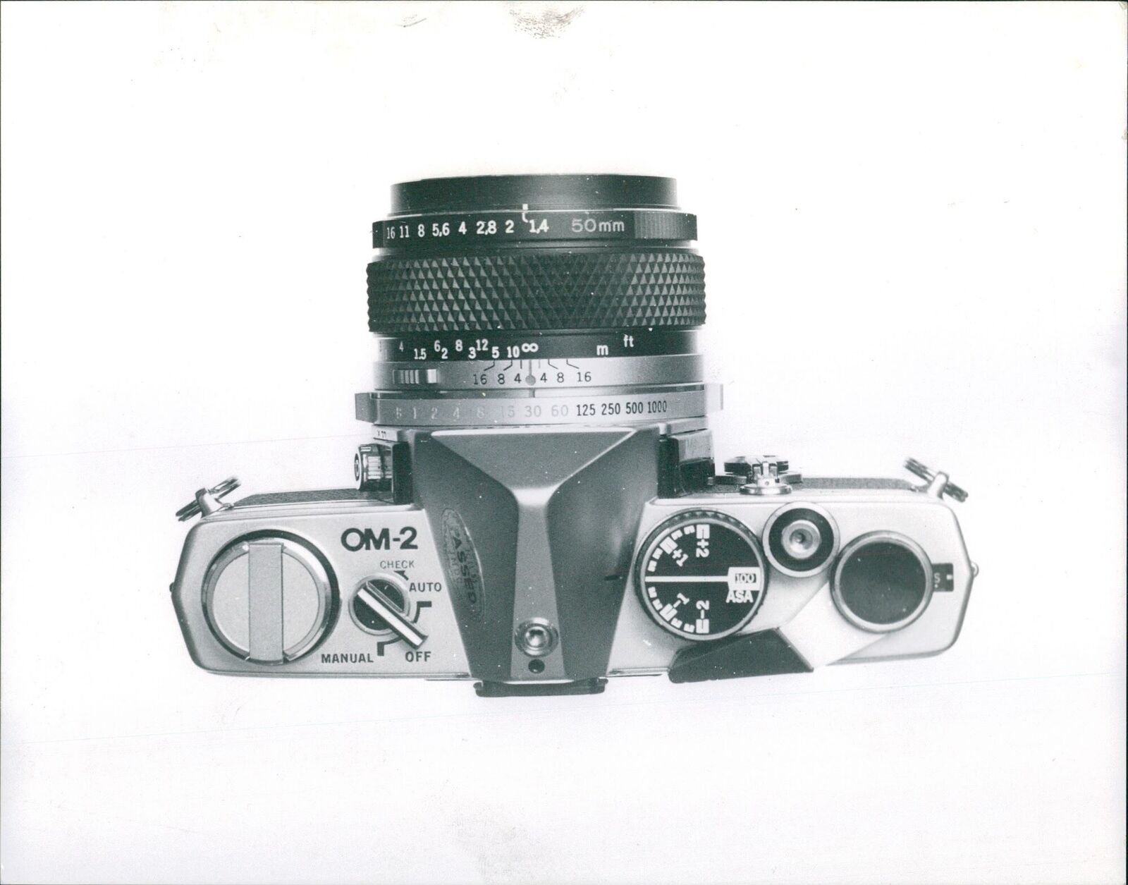 Olympus OM-2 camera - Vintage Photograph 3306937
