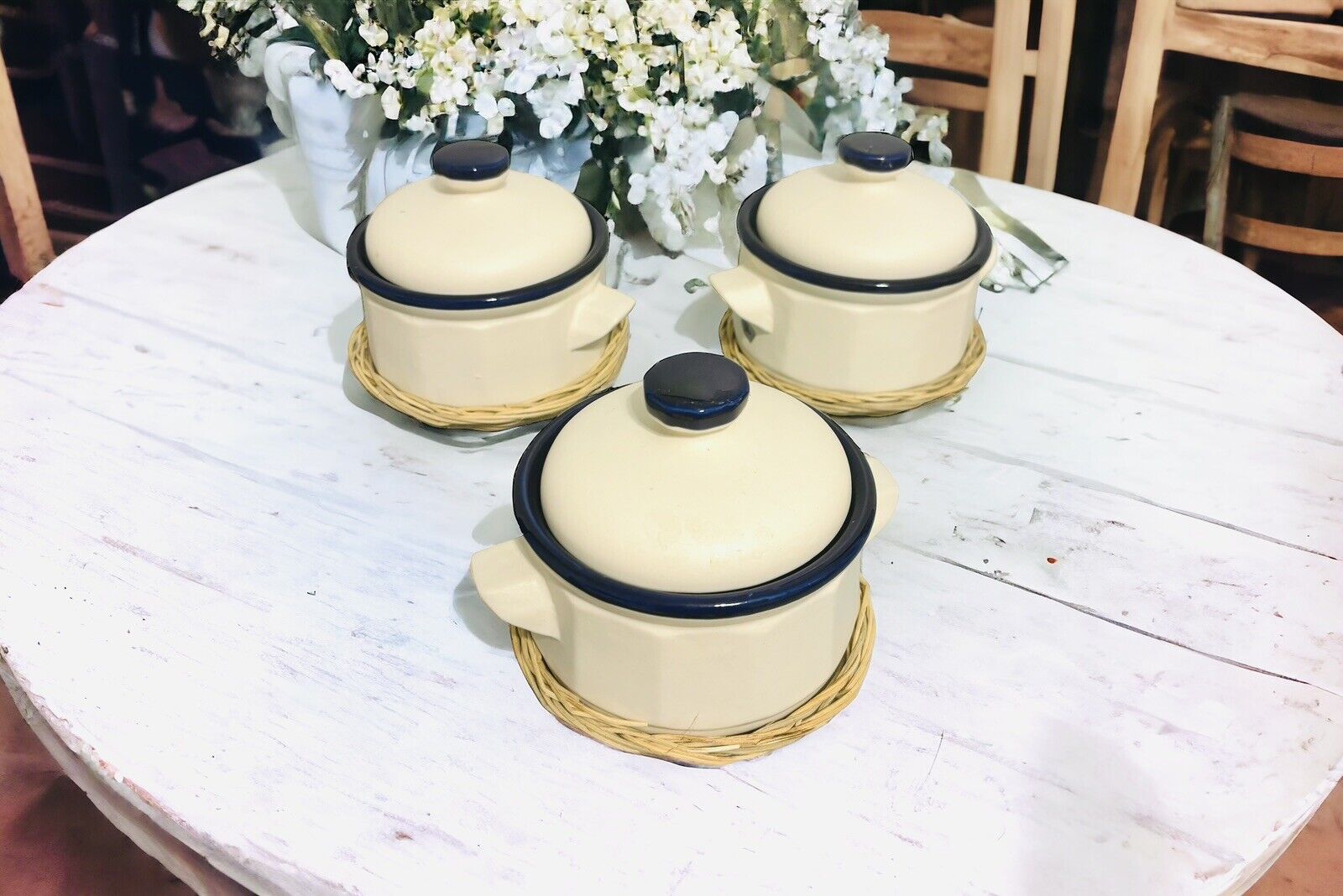 Vintage Mini Cream & Navy Ceramic Round Cocotte Set (Set Of 3)