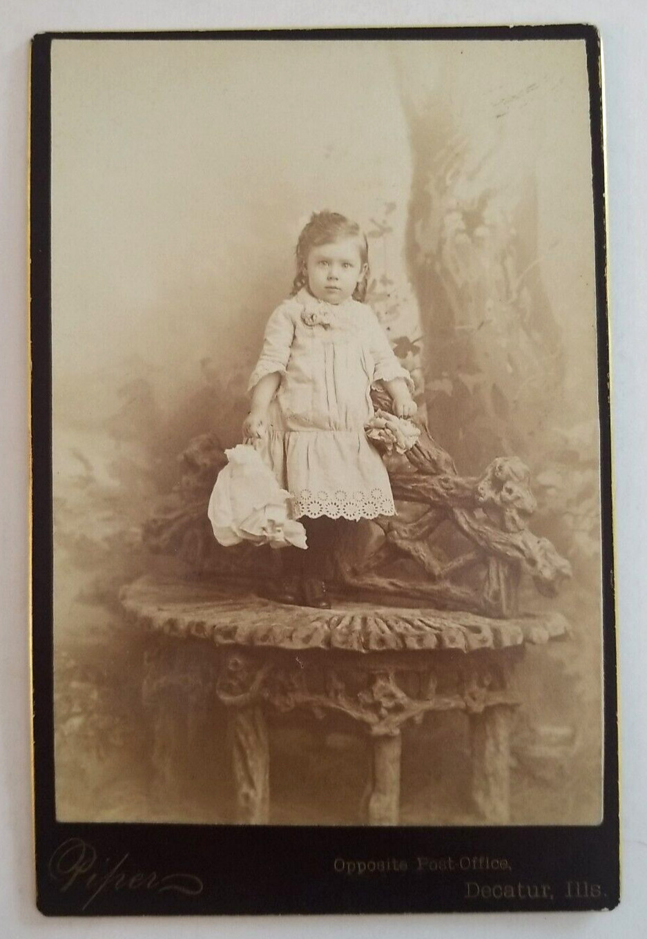 Victorian Cabinet Card Young Girl Toddler Standing Piher Decatur Illinois 1800s