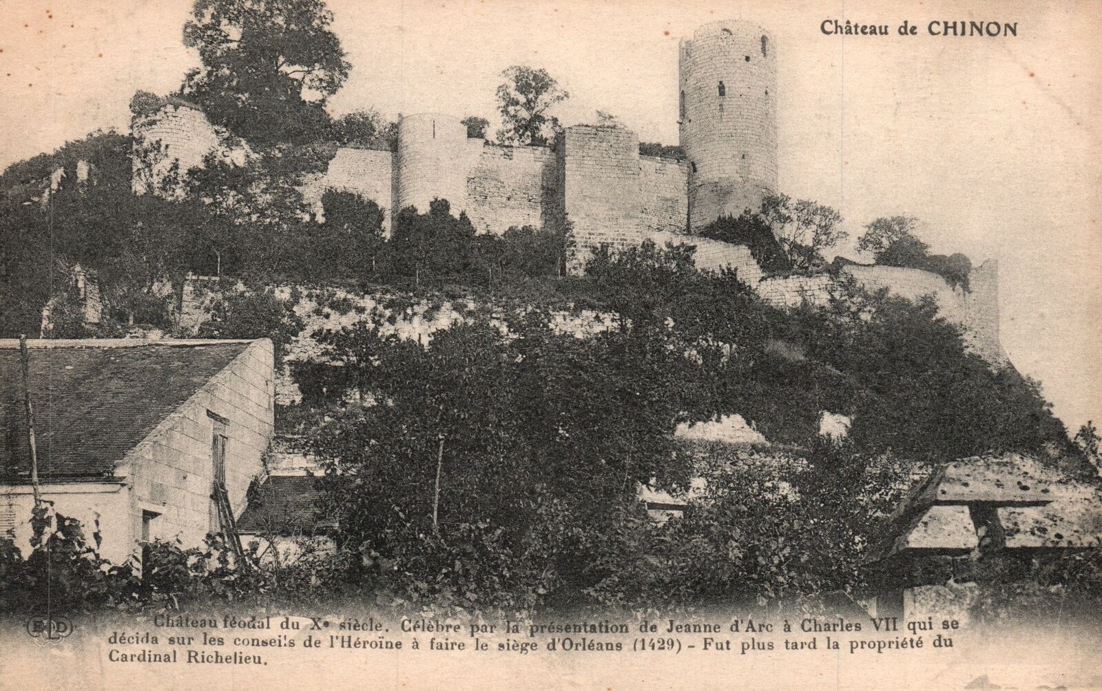 Vintage Postcard Chateau De Chinon Celebre Par La Presentation De Jeanne D\'Arc