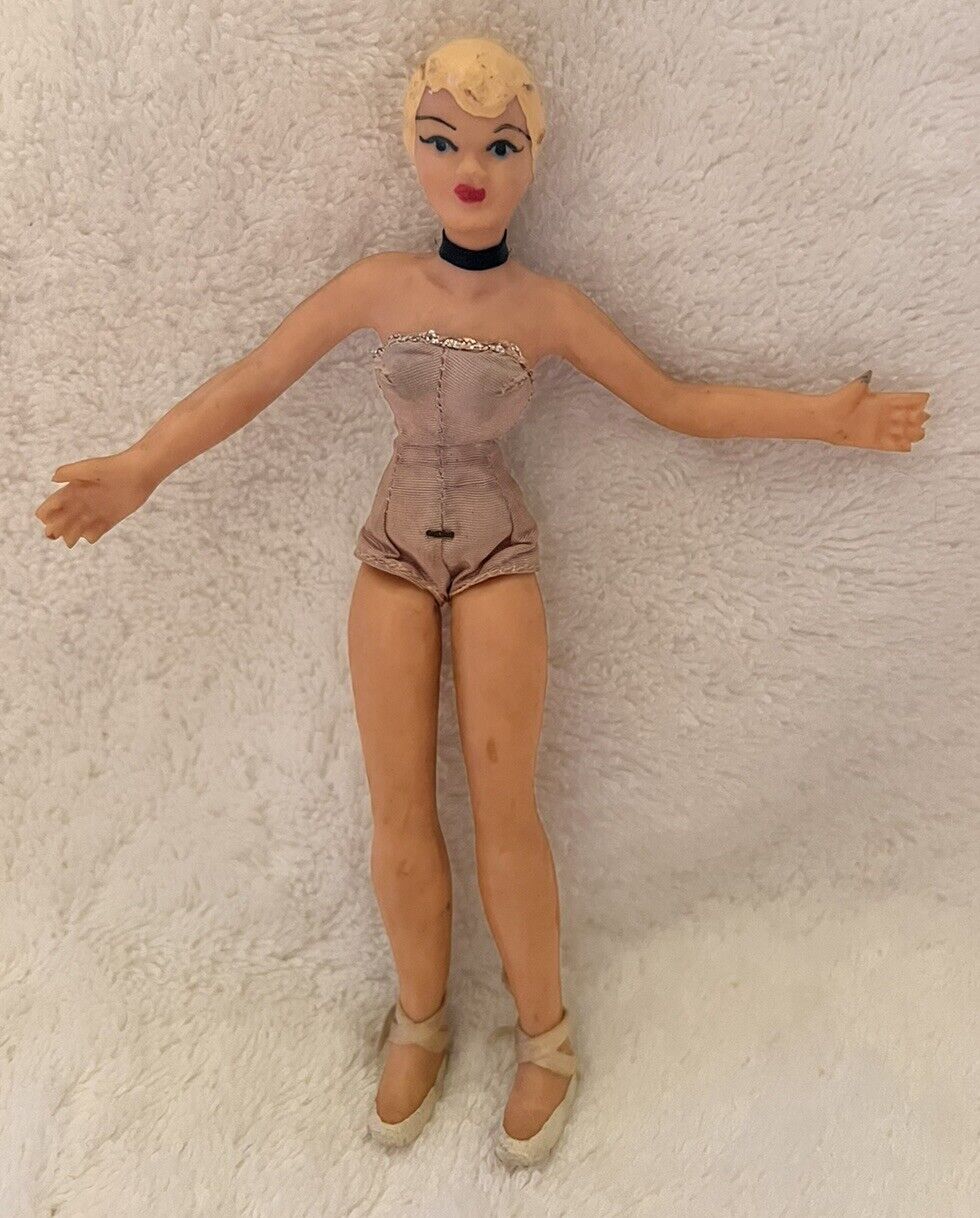 Vintage 1940’s bendable Rubber doll Classic Play Doll Toy See Pictures & READ