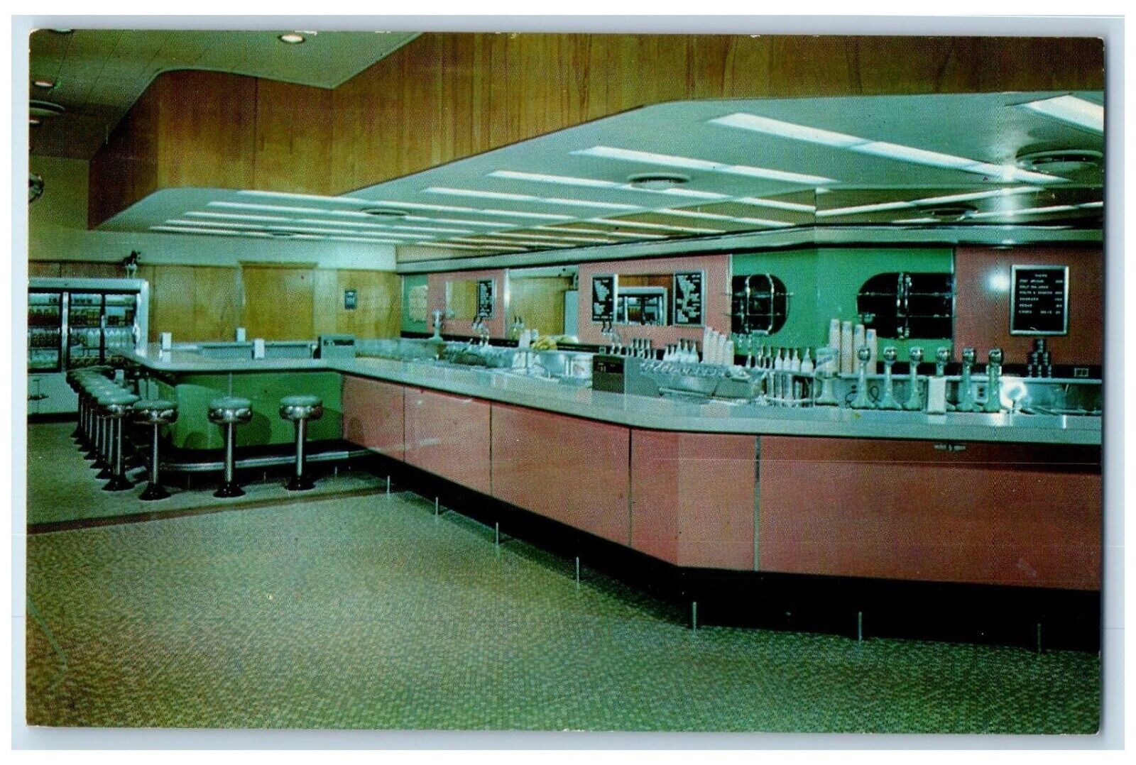 c1950\'s Iowana Dairy Bar Adjacent to Iowana Milk Farms Co. Office IA Postcard