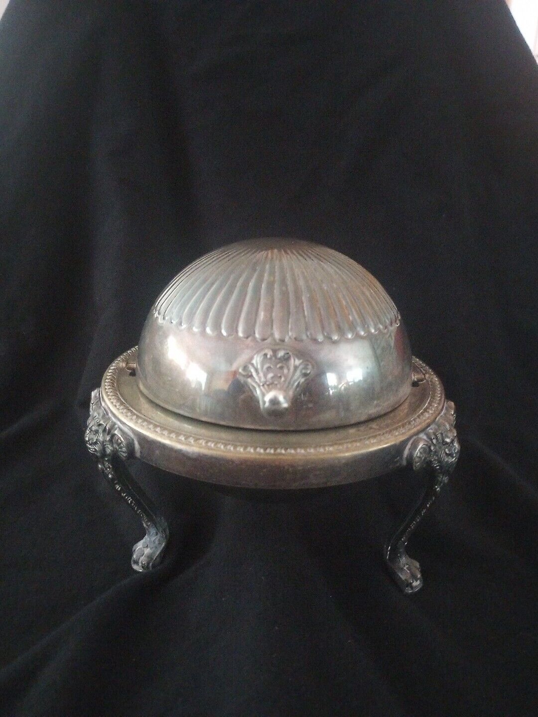 Vintage FB Rogers Silver Roll Top Butter Dish Lions Paw Feet 273 