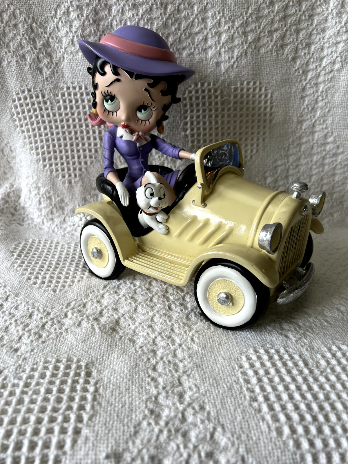 Extremely Rare Betty Boop, 2003, King Features Syndicate, NEW/NO BOX, ON SALE.