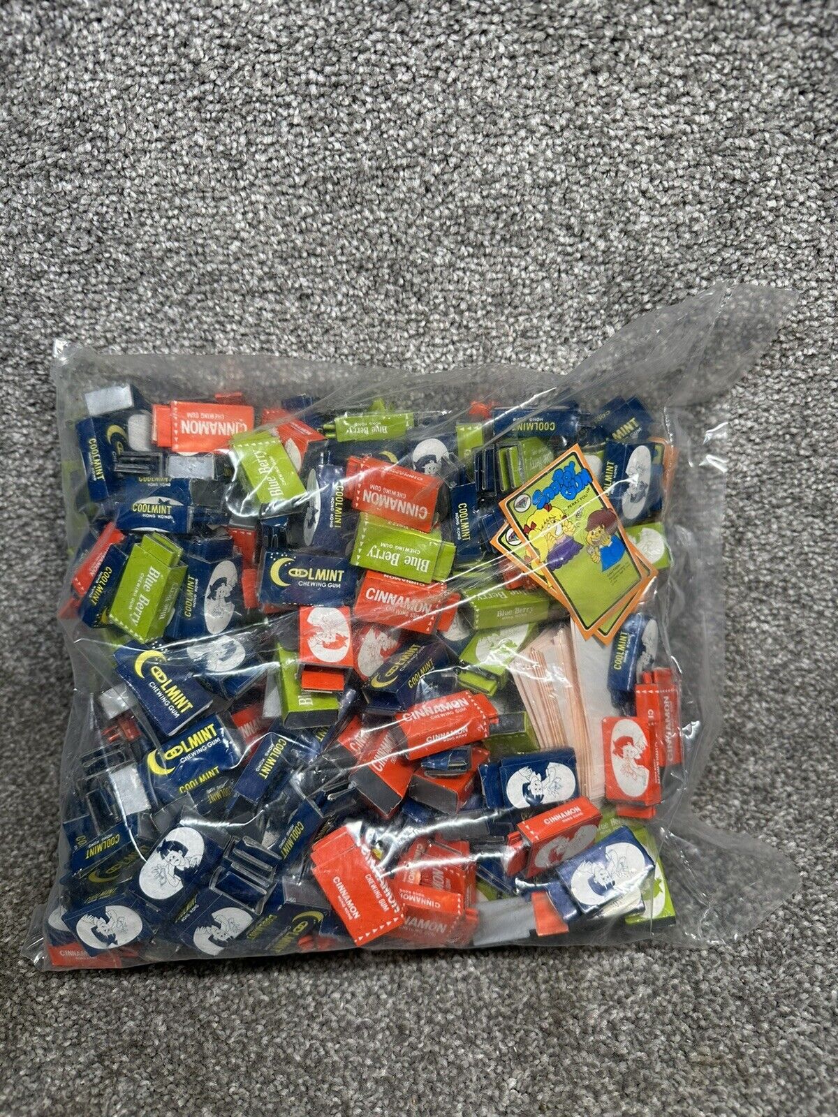 Lot Of 250 Vintage Snappy Gum Cracker Jack Toy Prizes Gumball Machine Prizes NEW
