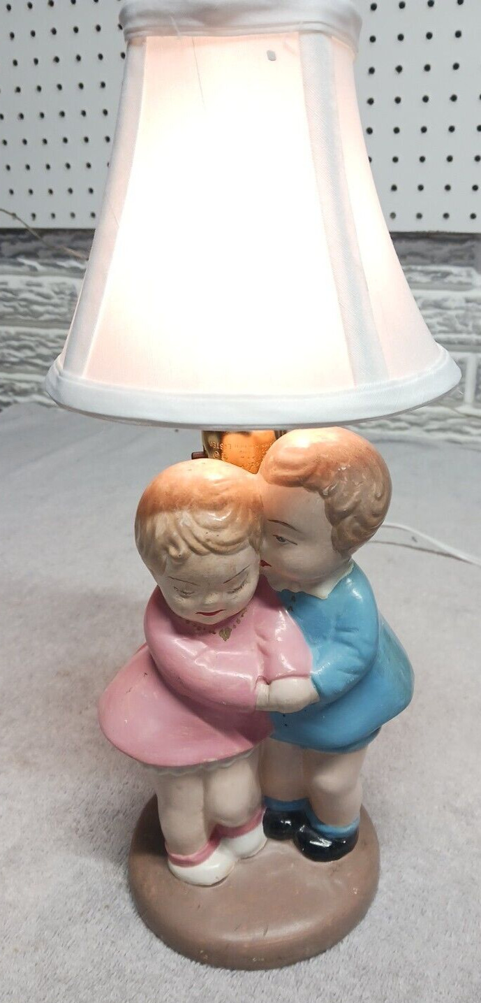 Handmade Custom Vintage Small Porcelain Cute Kissing Figurine Lamp