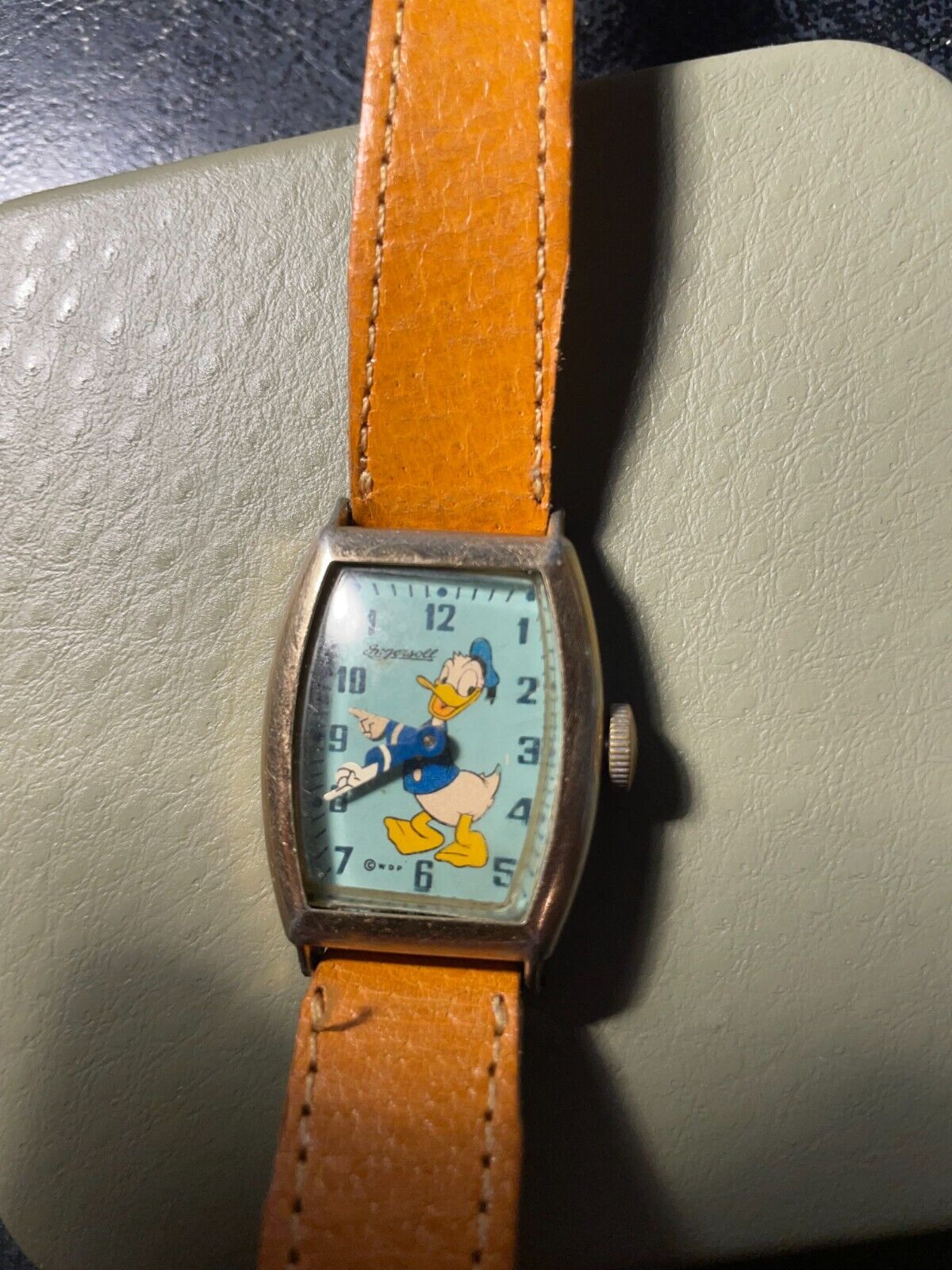1947 Ingersoll US Time Donald Duck running  Wind Up Wrist Watch Original owner