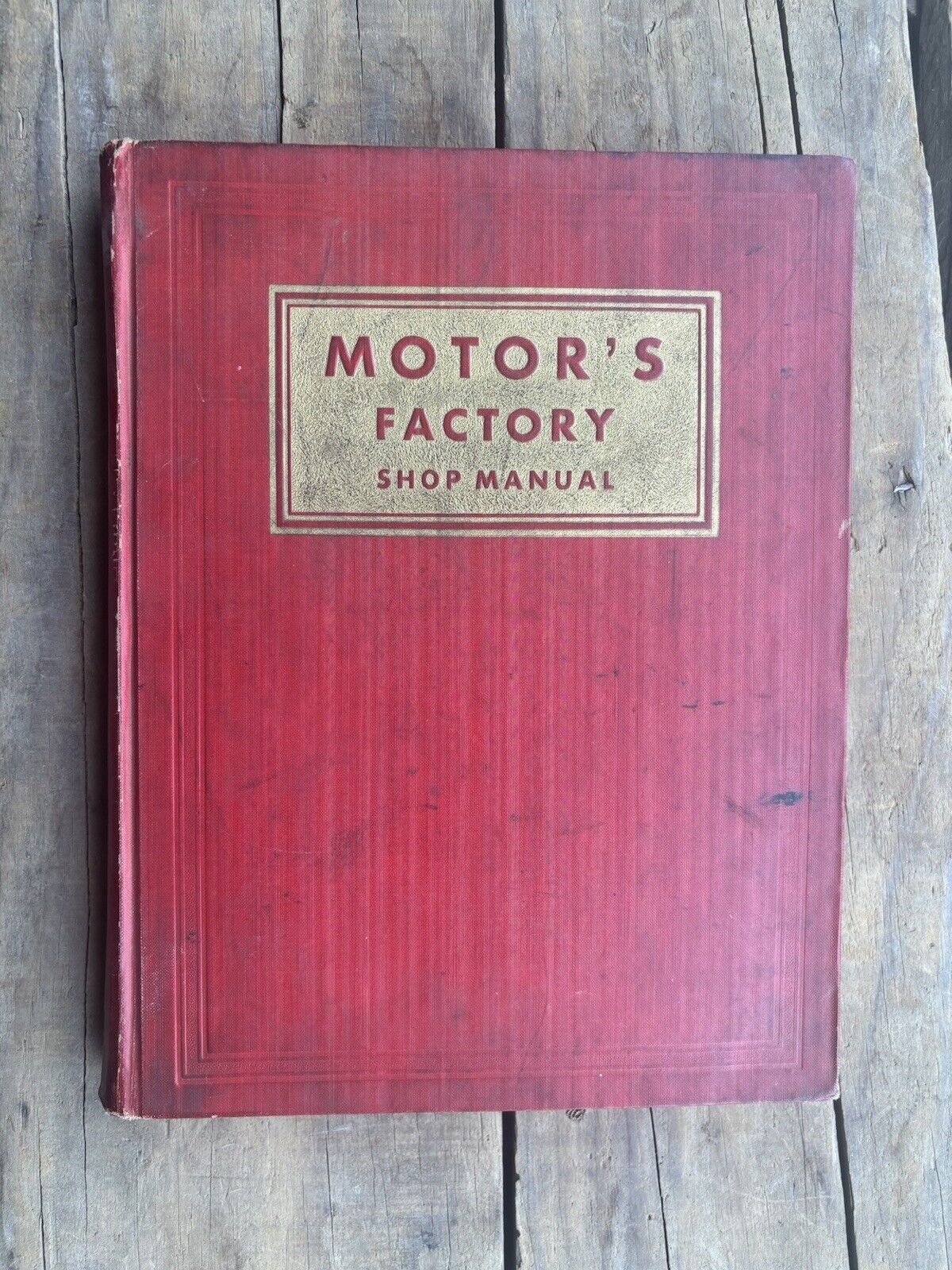 Vintage 1939 Motor\'s Factory Shop Manual Red With Gold Label